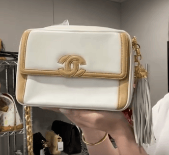 Chanel white leather coco mark 1B07048FQU6