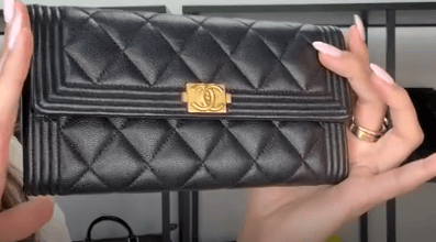 Chanel C26030898 Chanel Boy Flap Walle Black Caviar