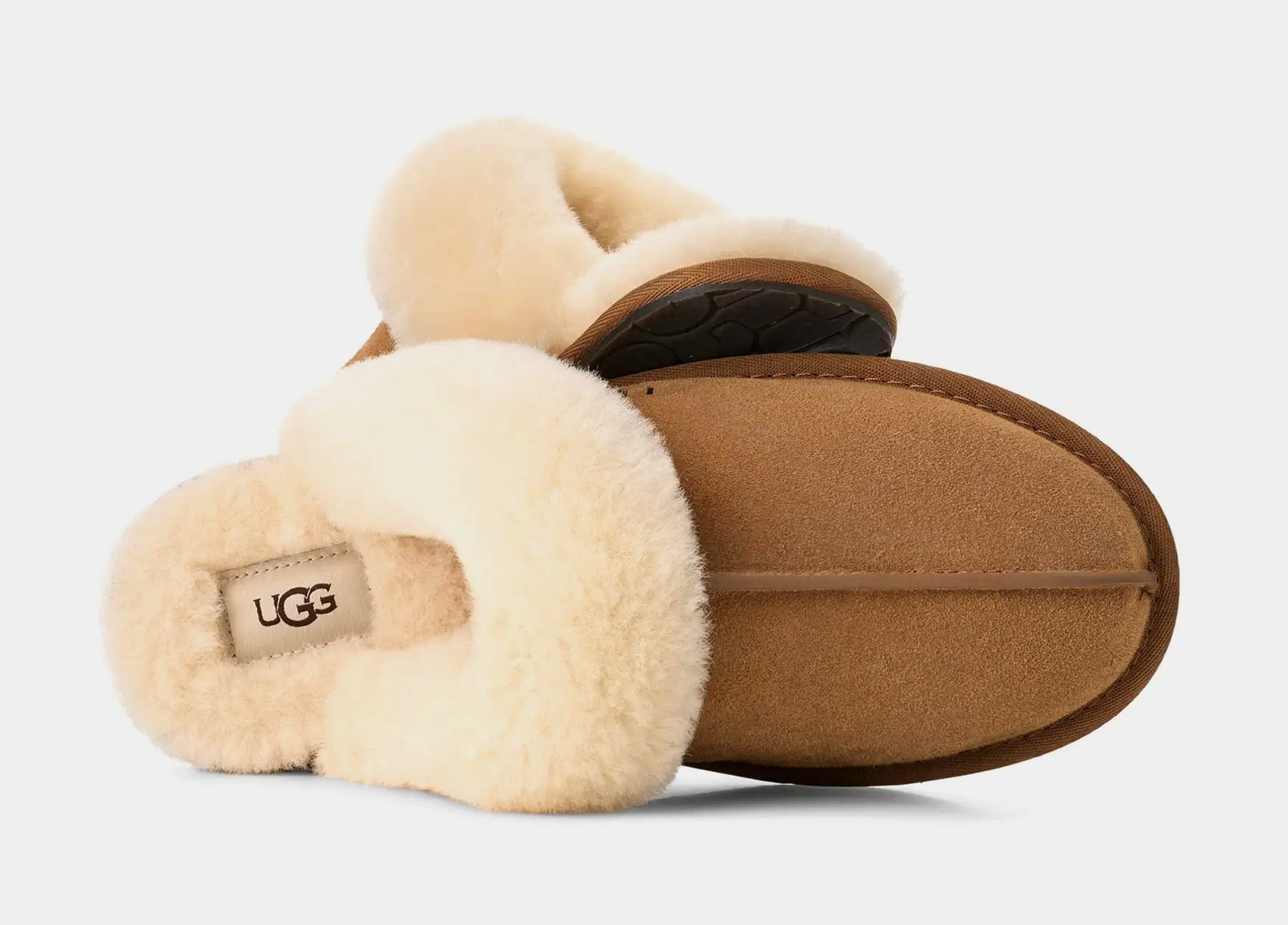 UGG Scuffette II Slipper Womens Sandals (Chestnut)