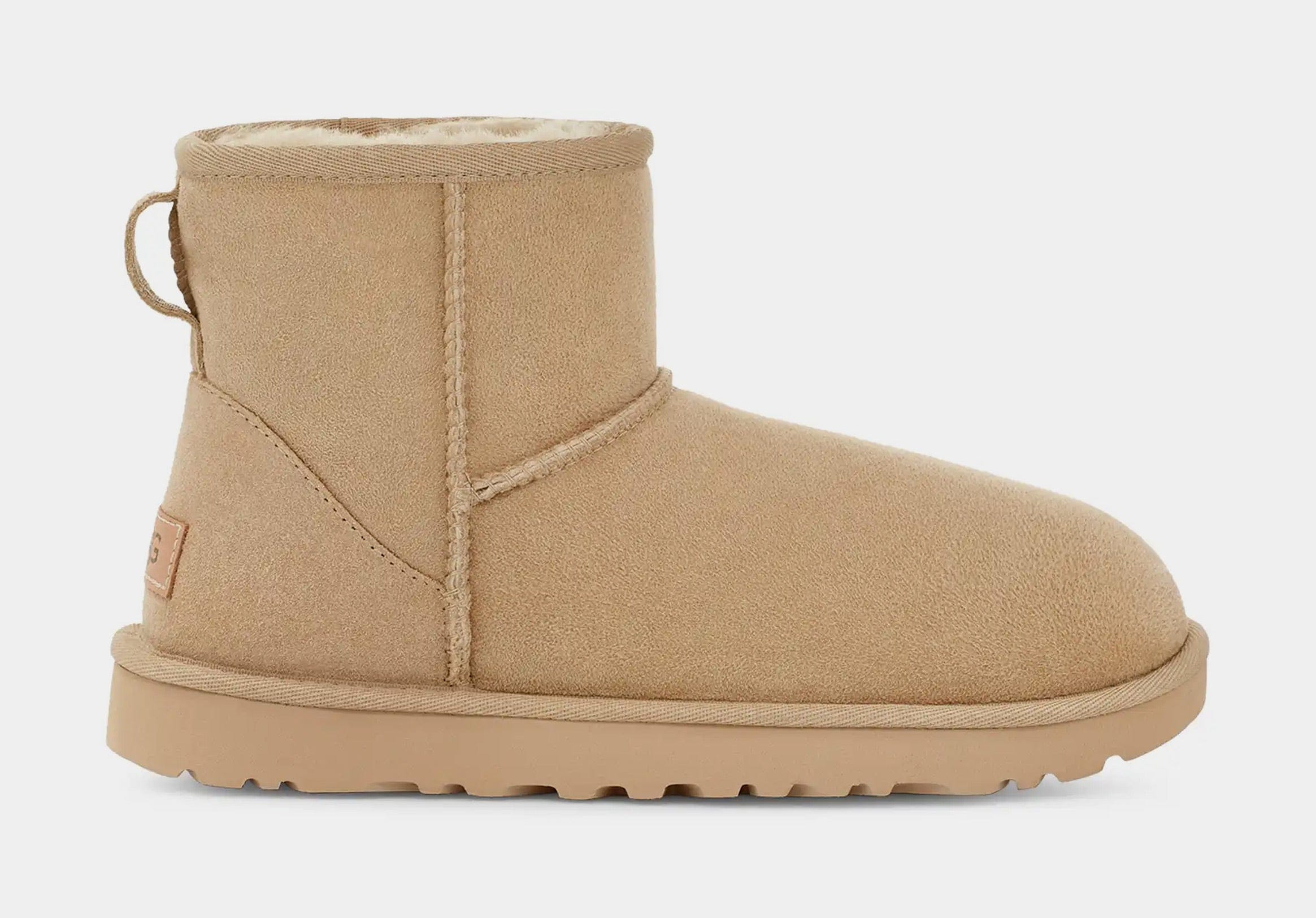 UGG Classic Mini II Womens Boot (Beige)