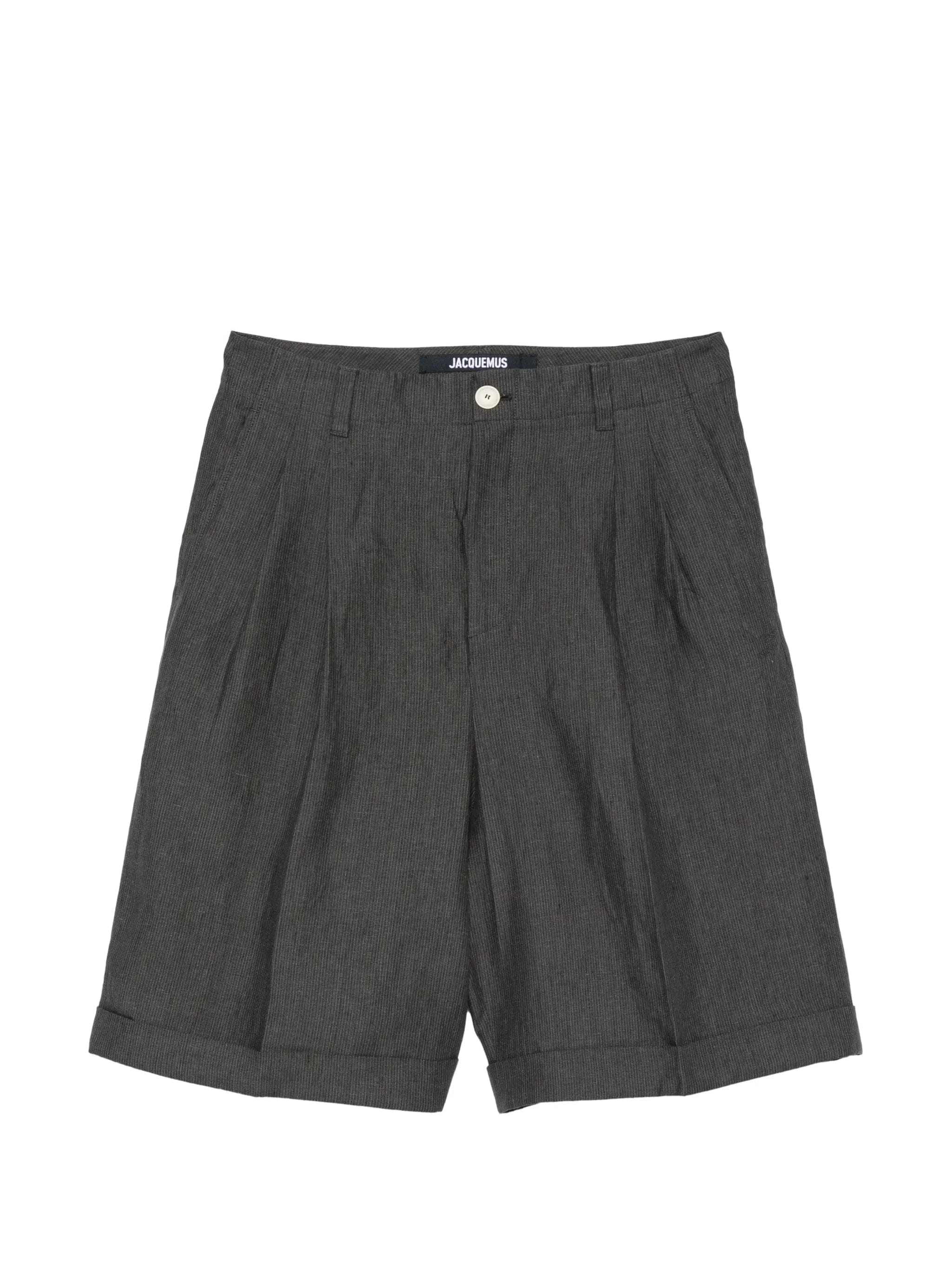 Jacquemus Pastro pleated cuffed - hem shorts