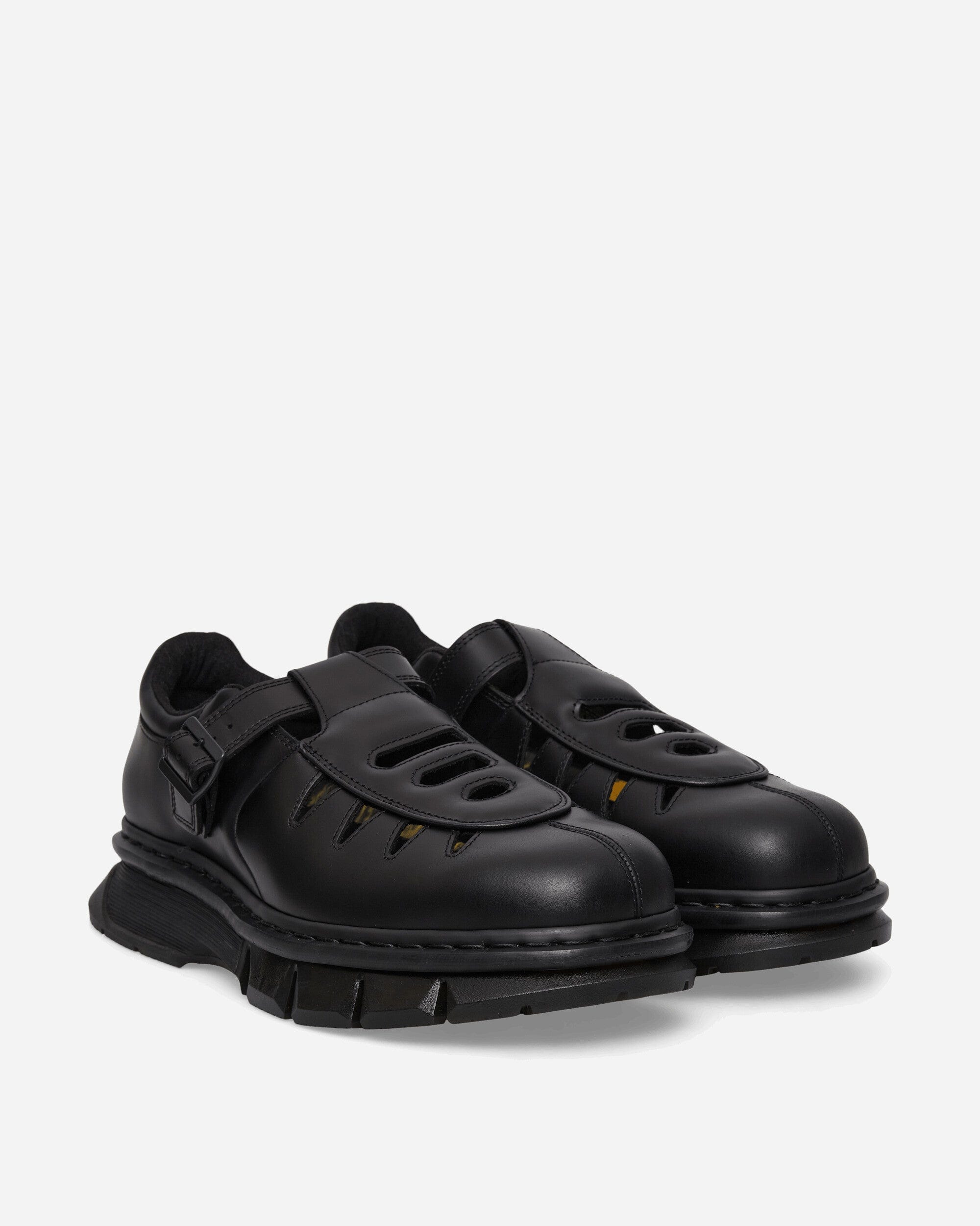 Dr. Martens Qubist Fisherman Shoes Black