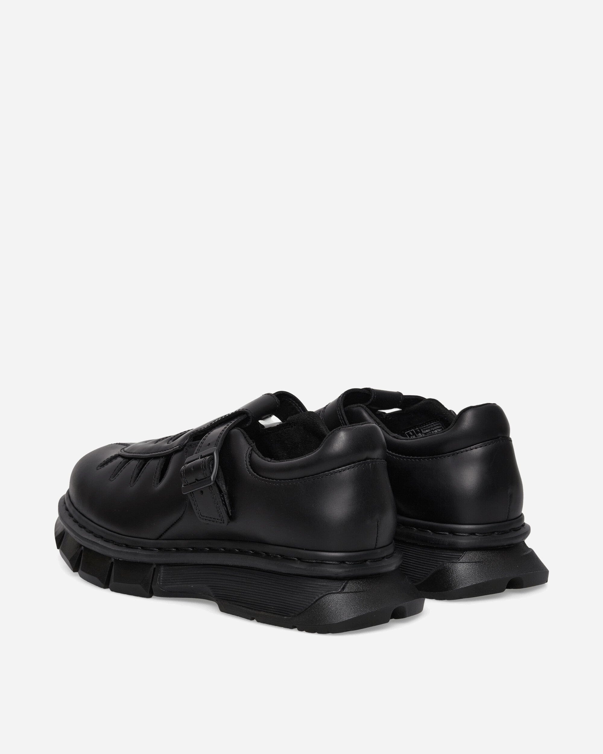 Dr. Martens Qubist Fisherman Shoes Black