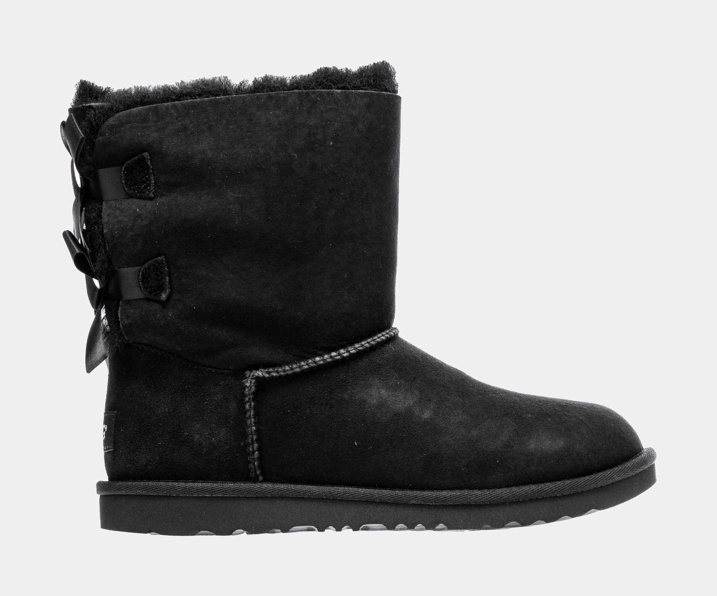 UGG Classic Bailey Bow 2 Grade School Boots (Black)