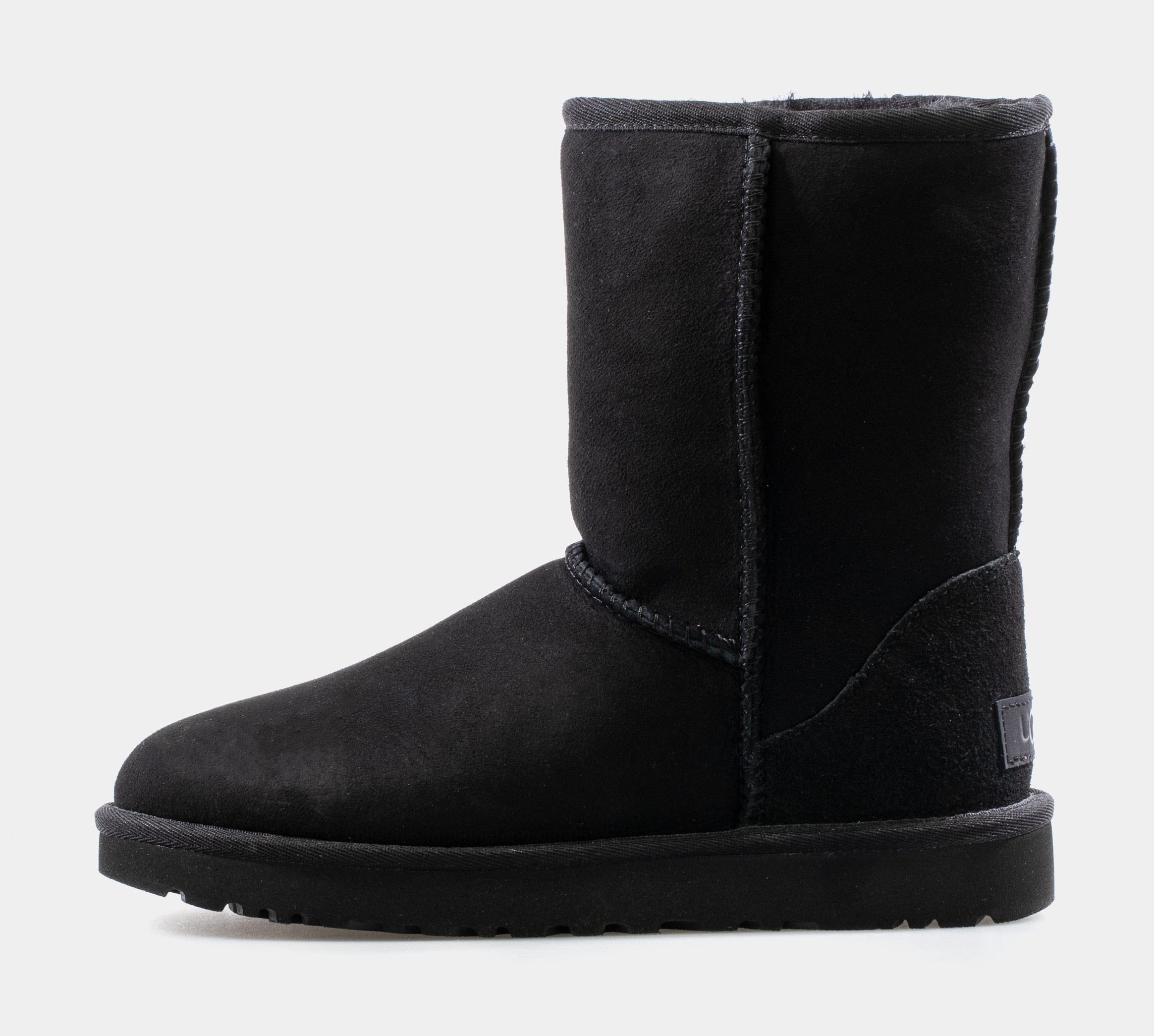 UGG Classic II Short Womens Boot (Black)