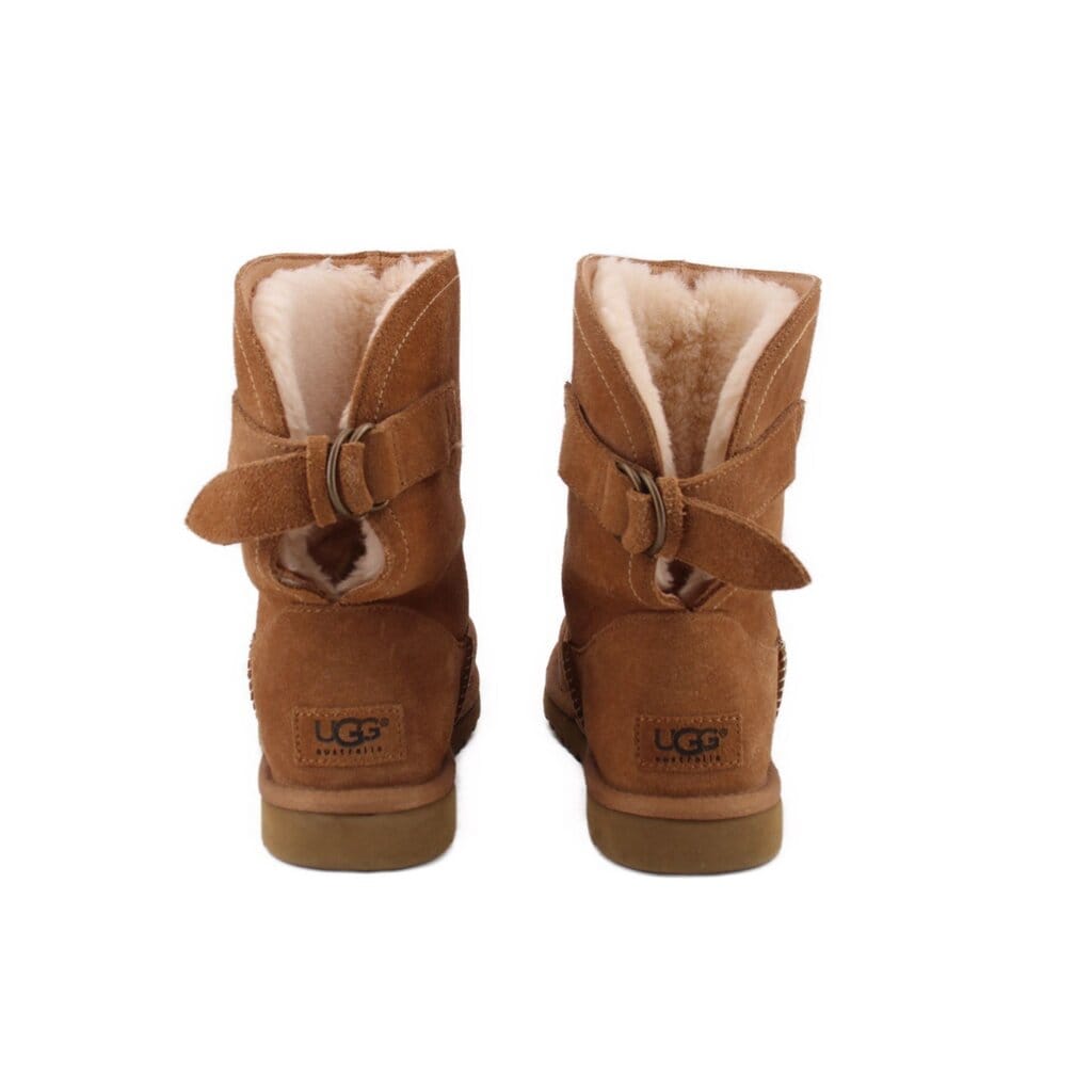 UGG REMORA BOOTS CHESTNUT 8 US
