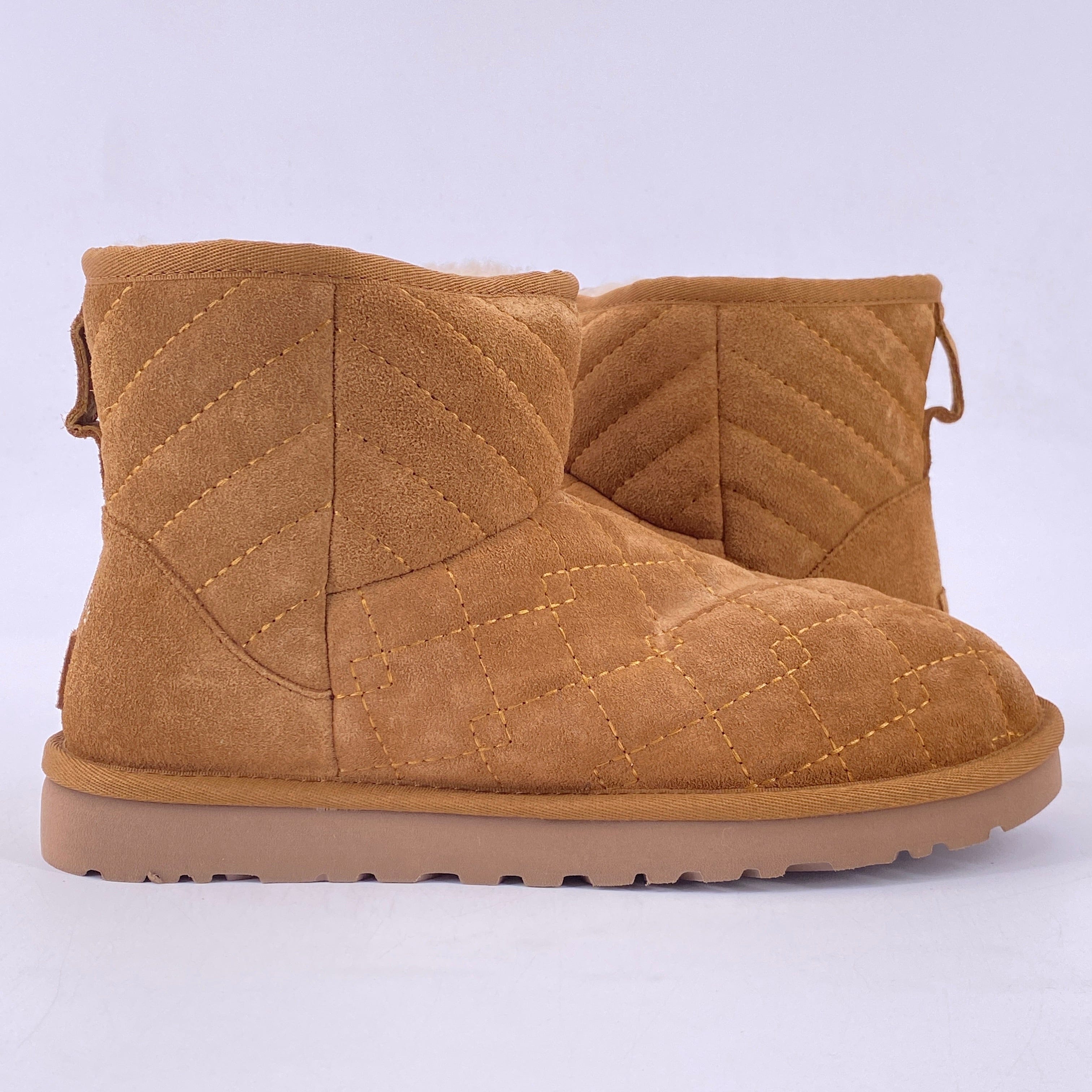 UGG (W) Arden Chestnut New Size 9W