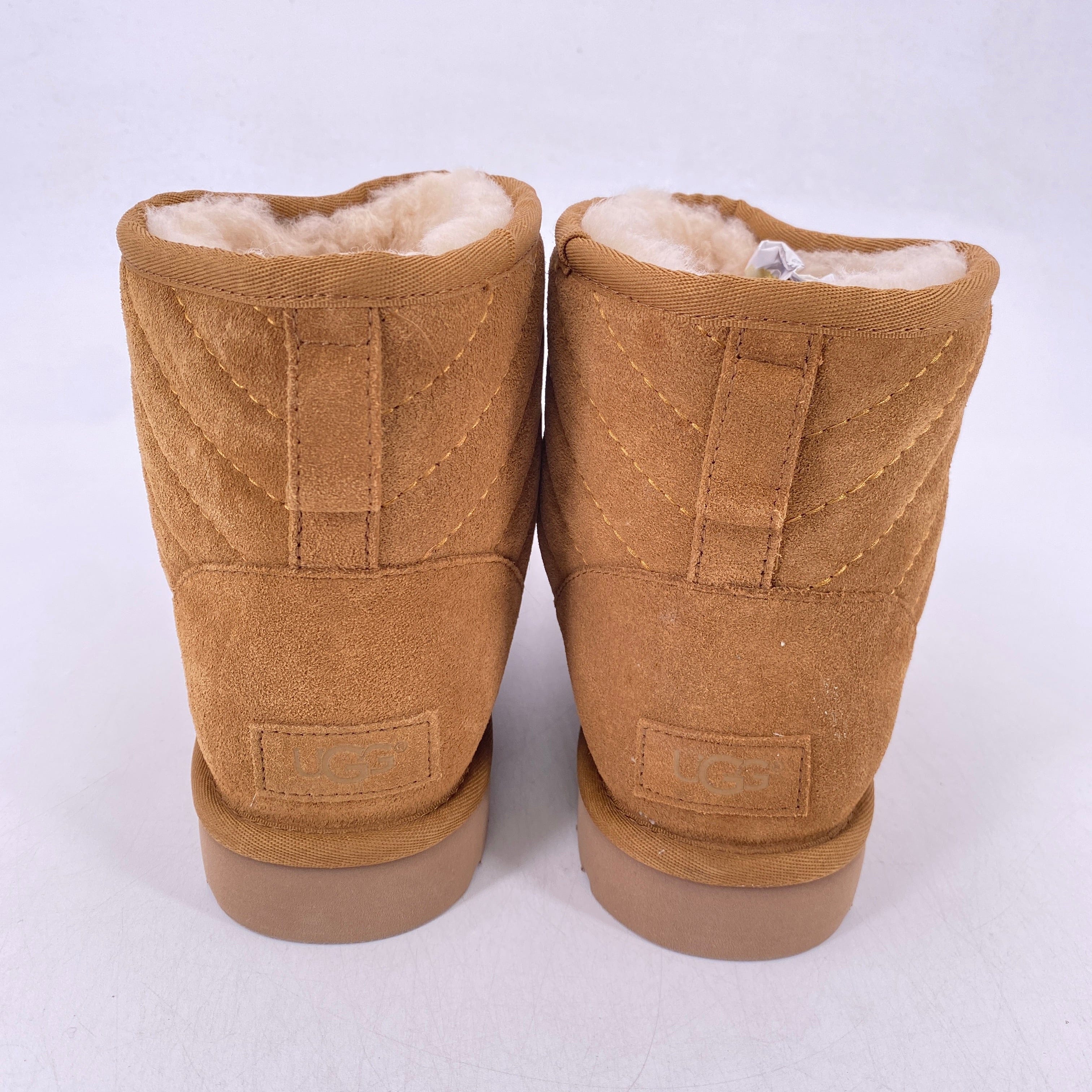 UGG (W) Arden Chestnut New Size 9W