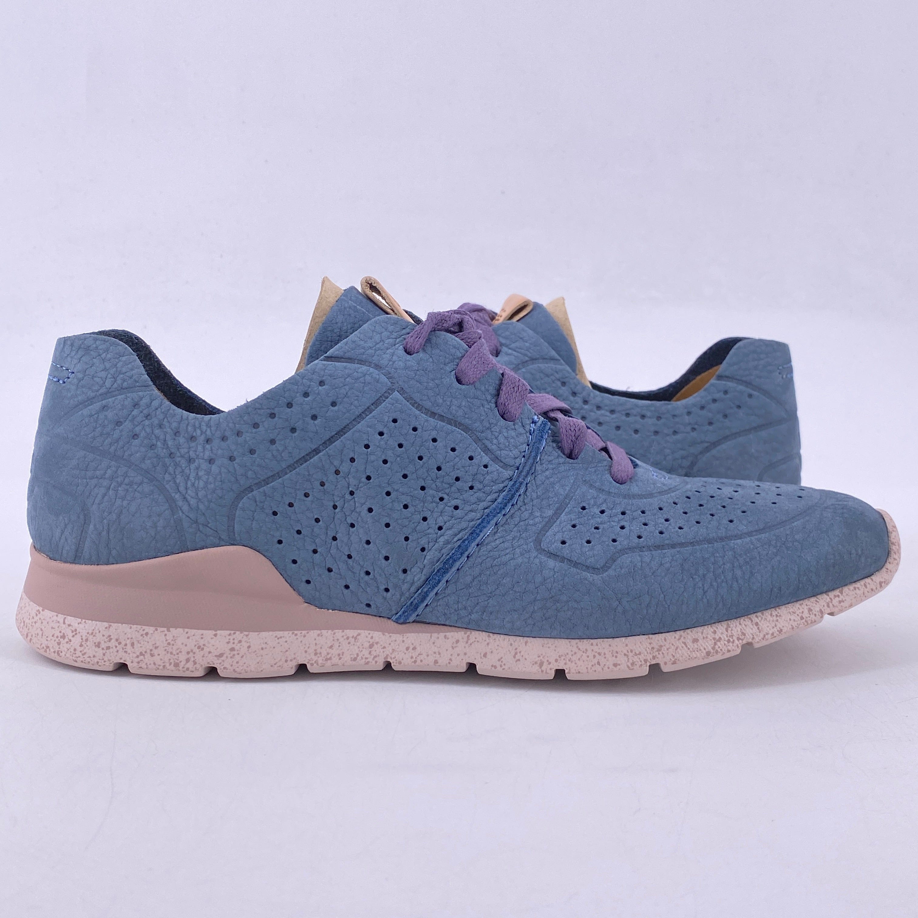 UGG (W) Tye Blue New Size 9W