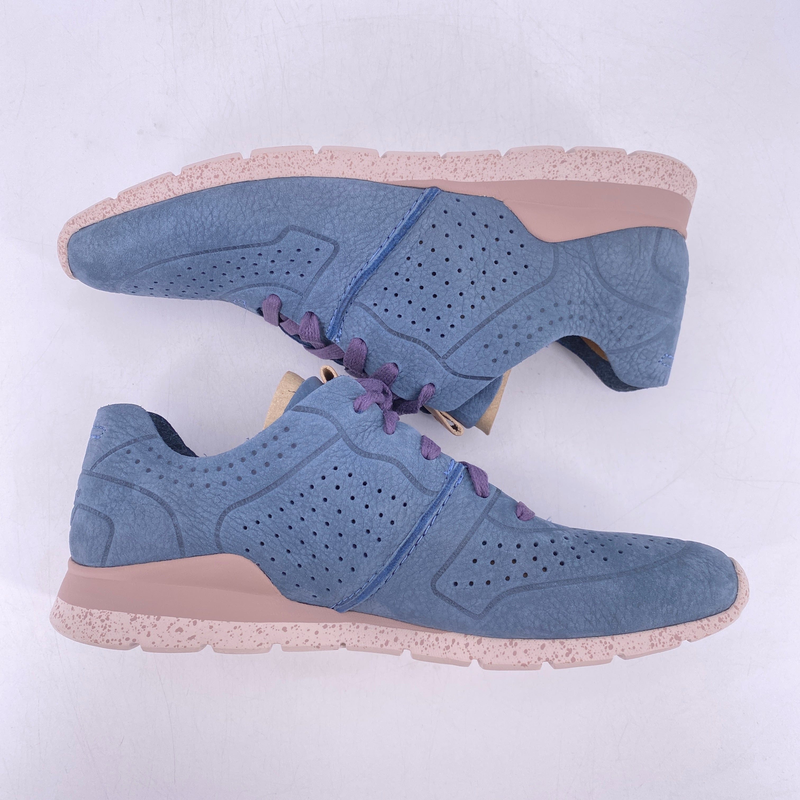 UGG (W) Tye Blue New Size 9W