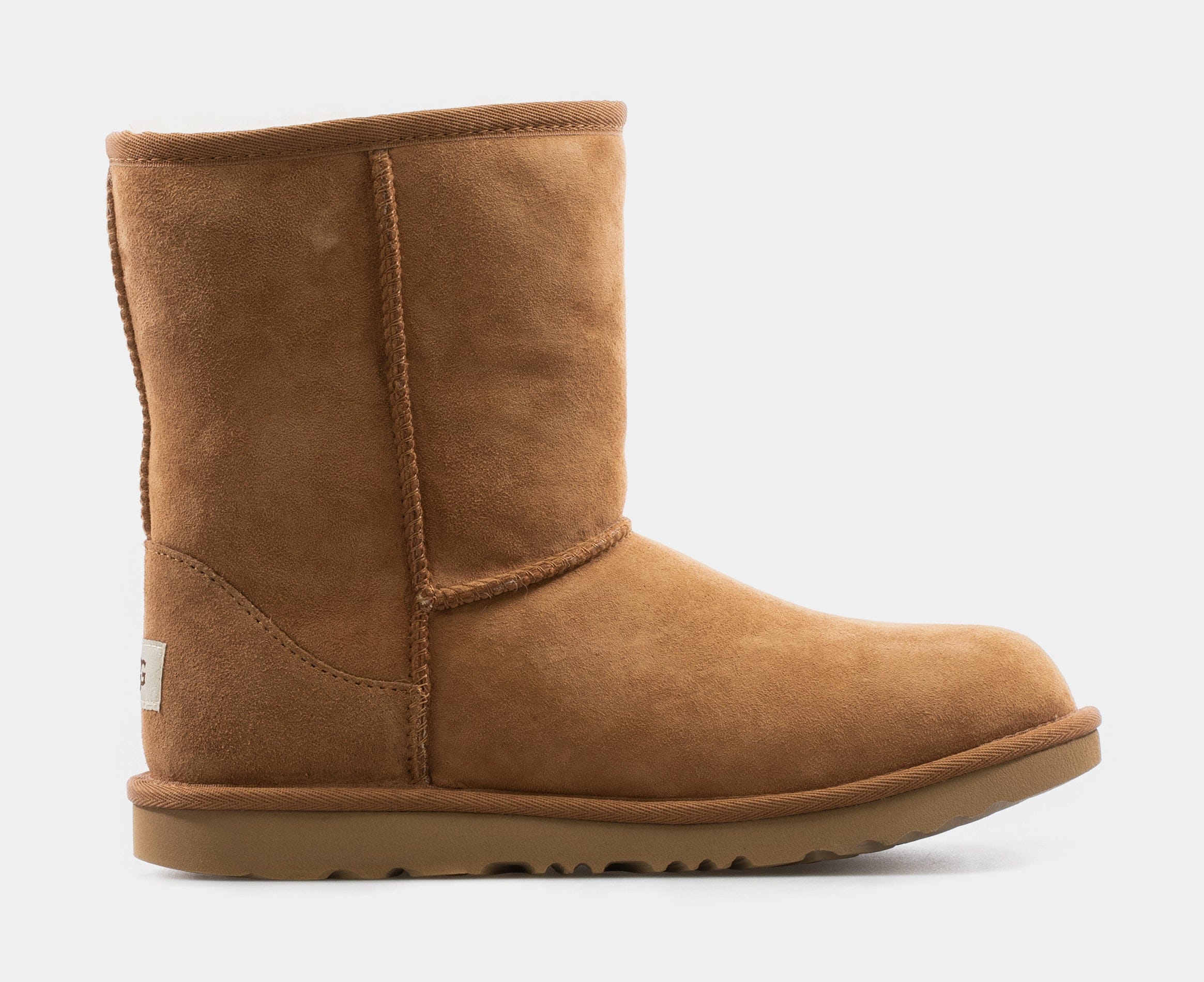 UGG Classic II Grade School Boot (Chestnut)