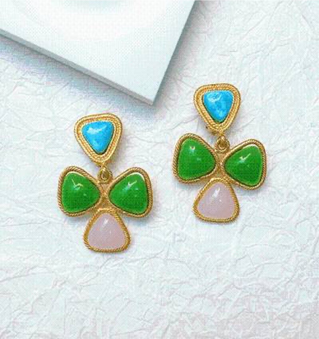 CHANEL Multicolor Glass Shoulder Clip - on Earrings CC2309029
