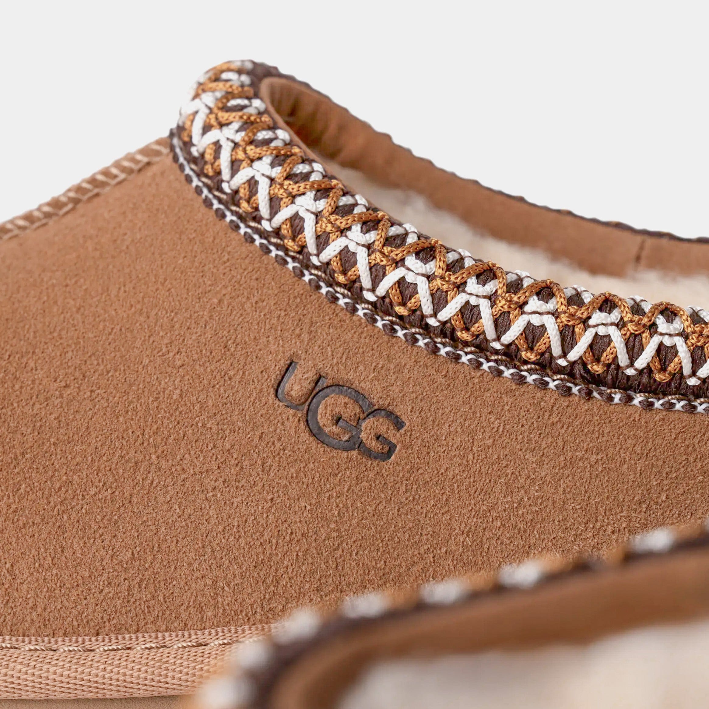 UGG Tasman Slipper Grade School Sandals (Chestnut)
