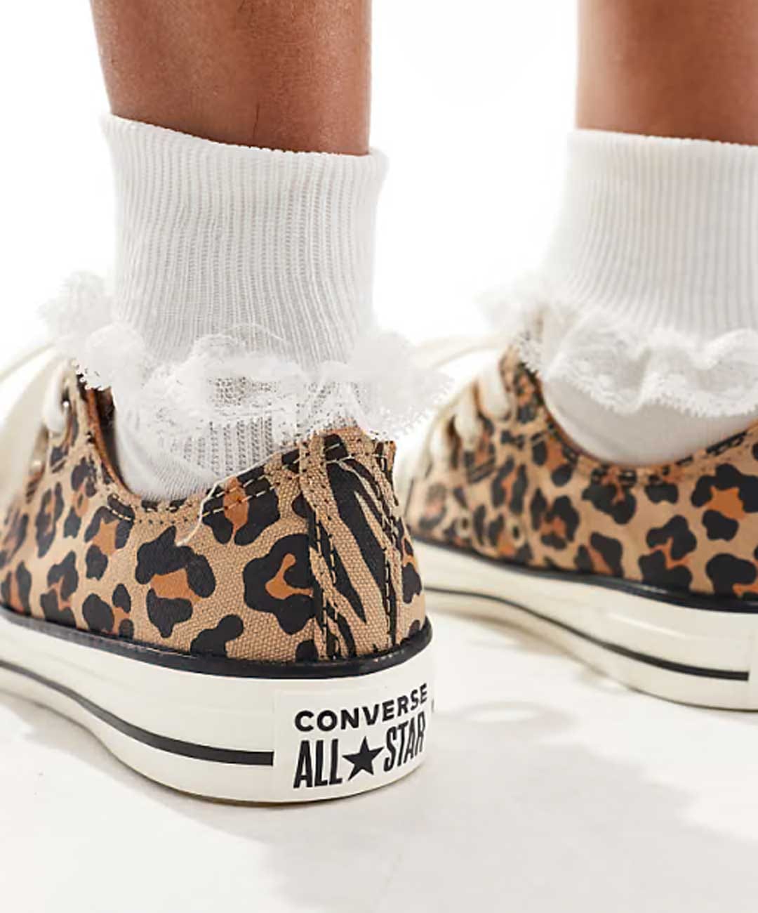 CONVERSE | CHUCK TAYLOR ALL STAR { EGRET/BLACK/HONEY STICK