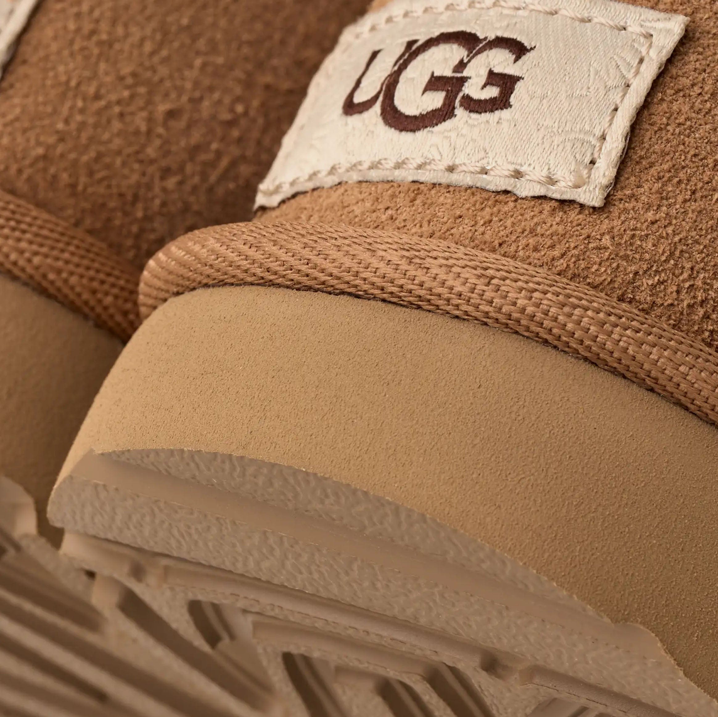 UGG Classic Micro Grade School Lifestyle Boots (Chestnut)