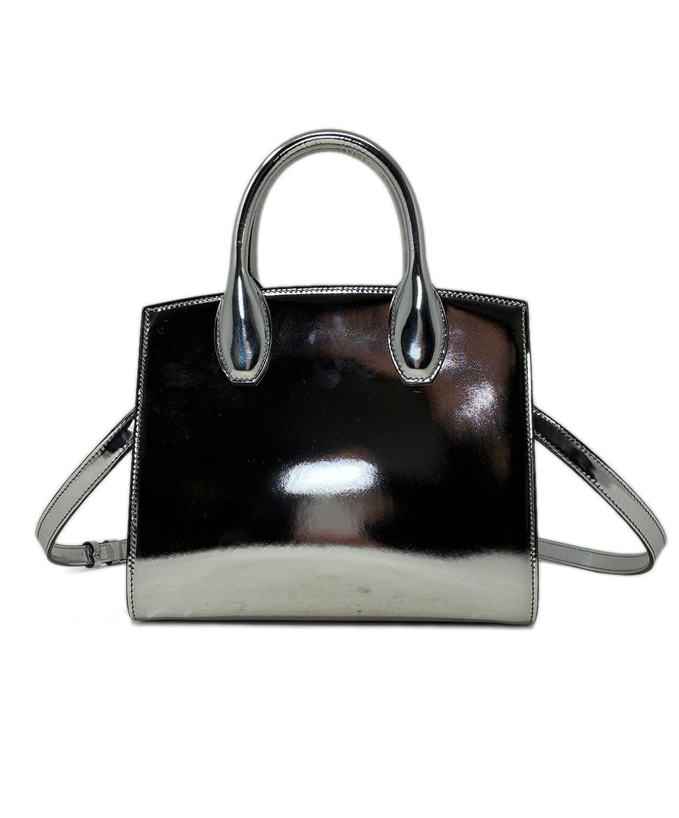 Ferragamo Metallic Silver Hardware Push Release Leather W/Strap Handbag