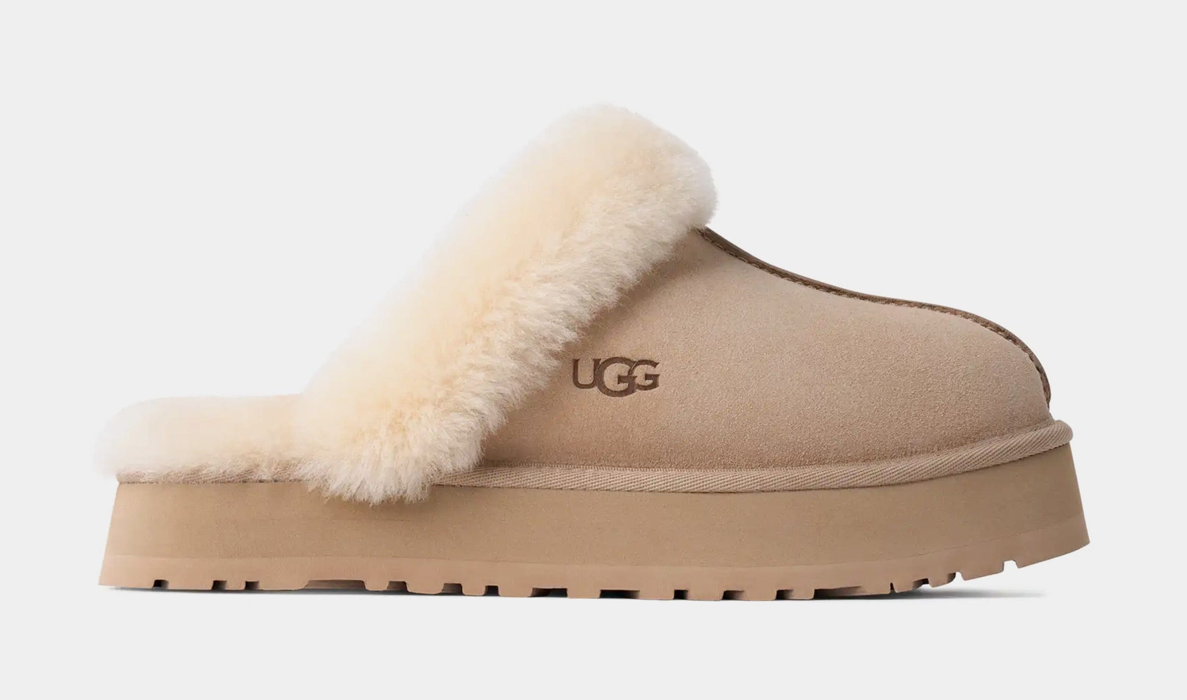 UGG Disquette Slipper Womens Sandals (Sand)