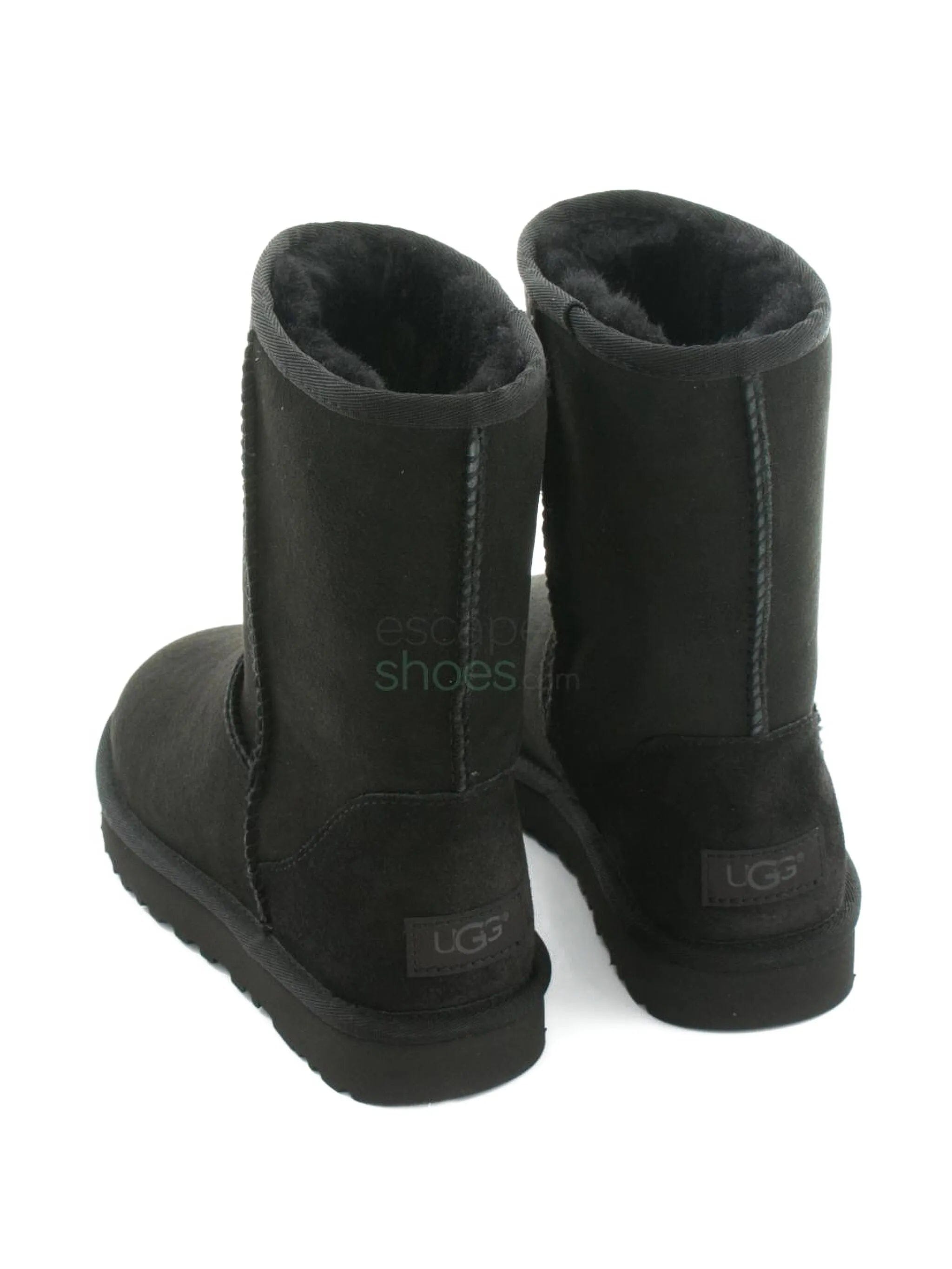 UGG Classic Short II boots