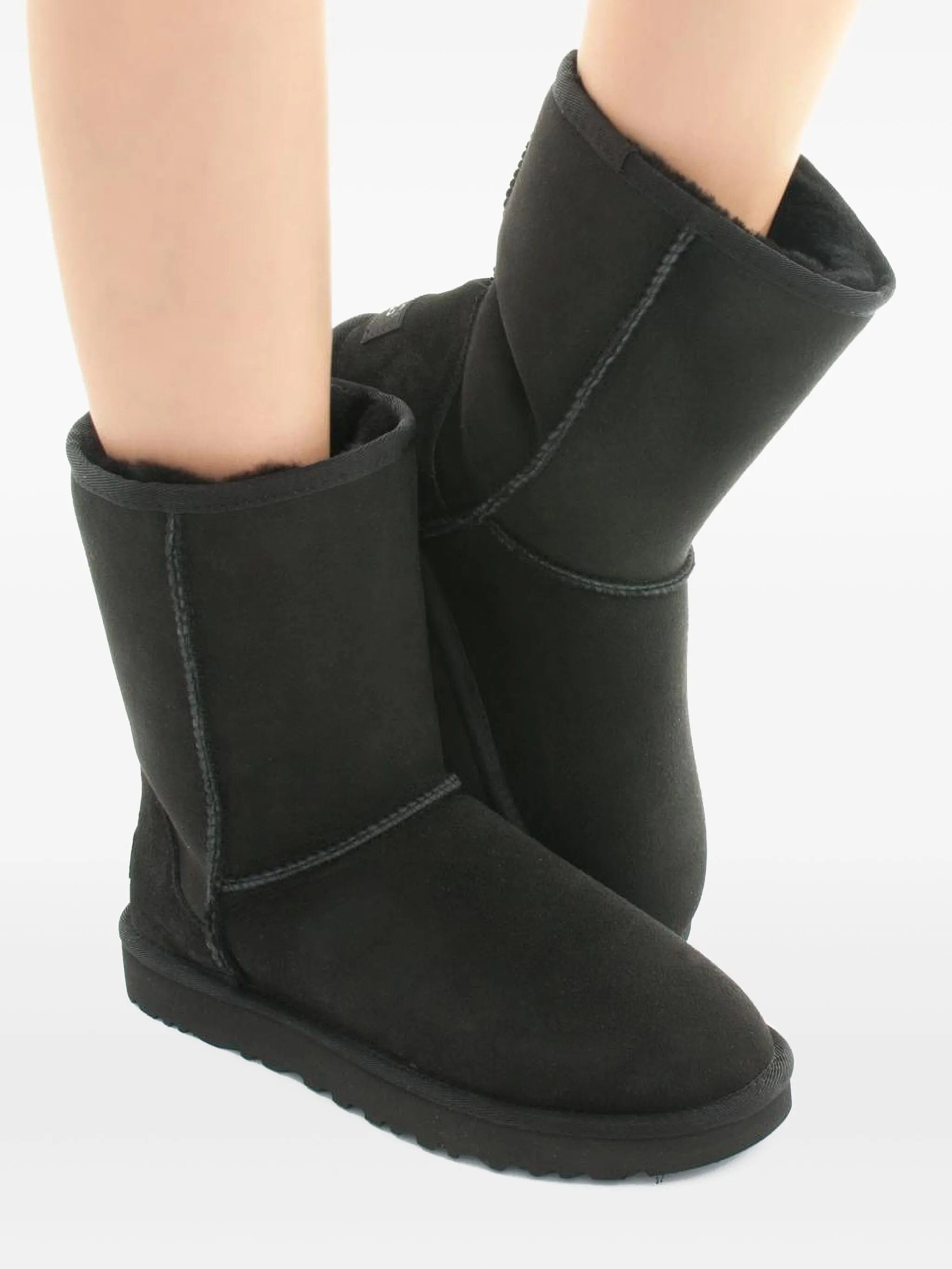 UGG Classic Short II boots