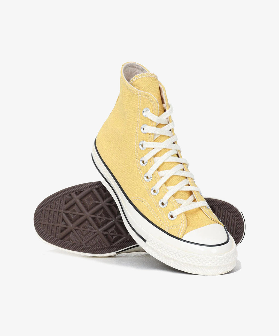 CONVERSE | CHUCK 70 { YELLOW