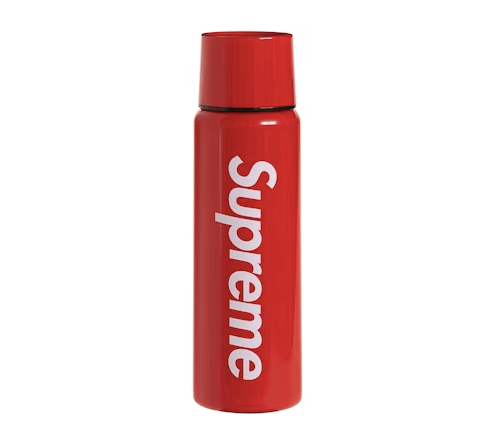 Supreme SIGG Vacuum Insulated 0.75 l Bottle (Red)
