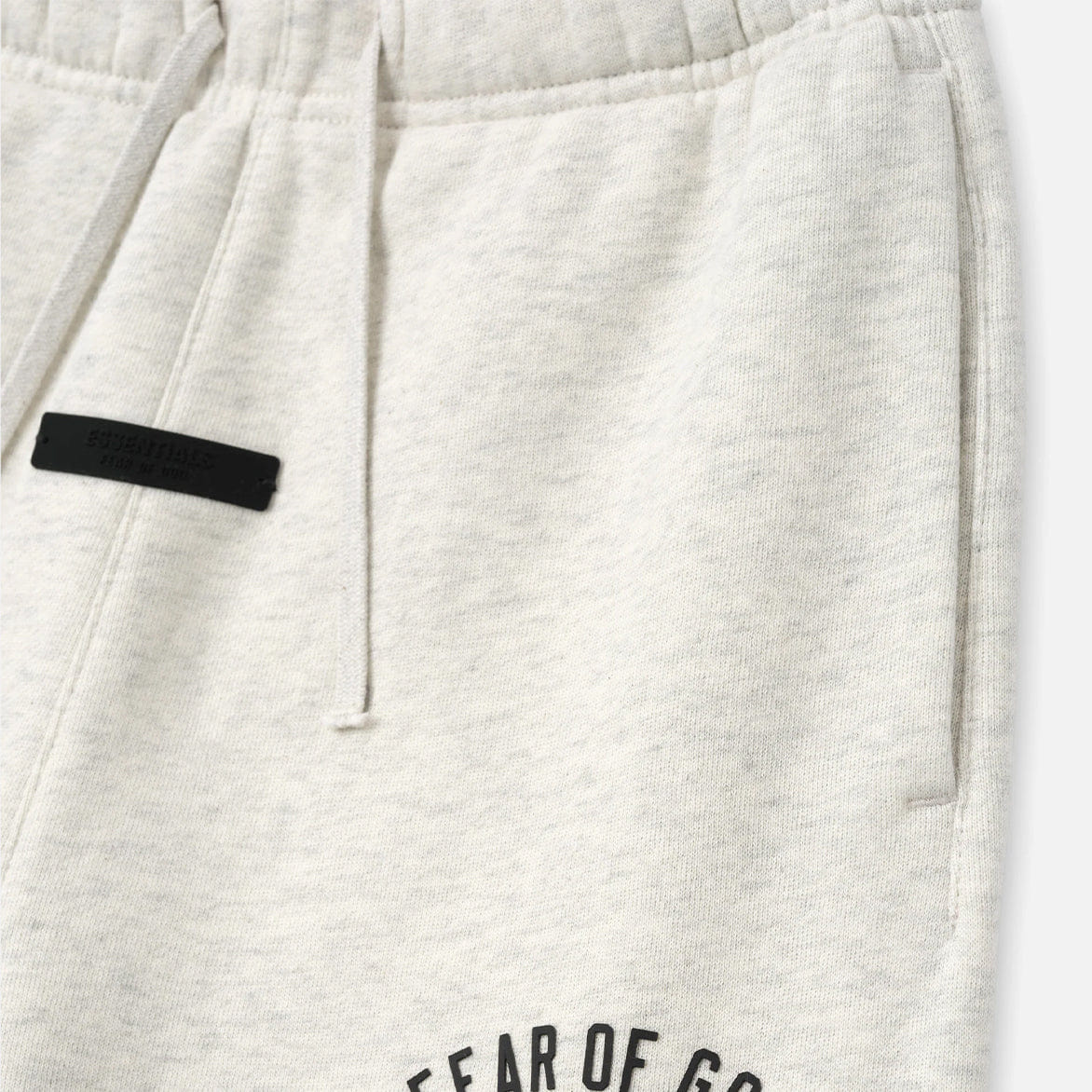 Fear of God Essentials KIDS CLASSIC SWEATPANT - OATMEAL HEATHER