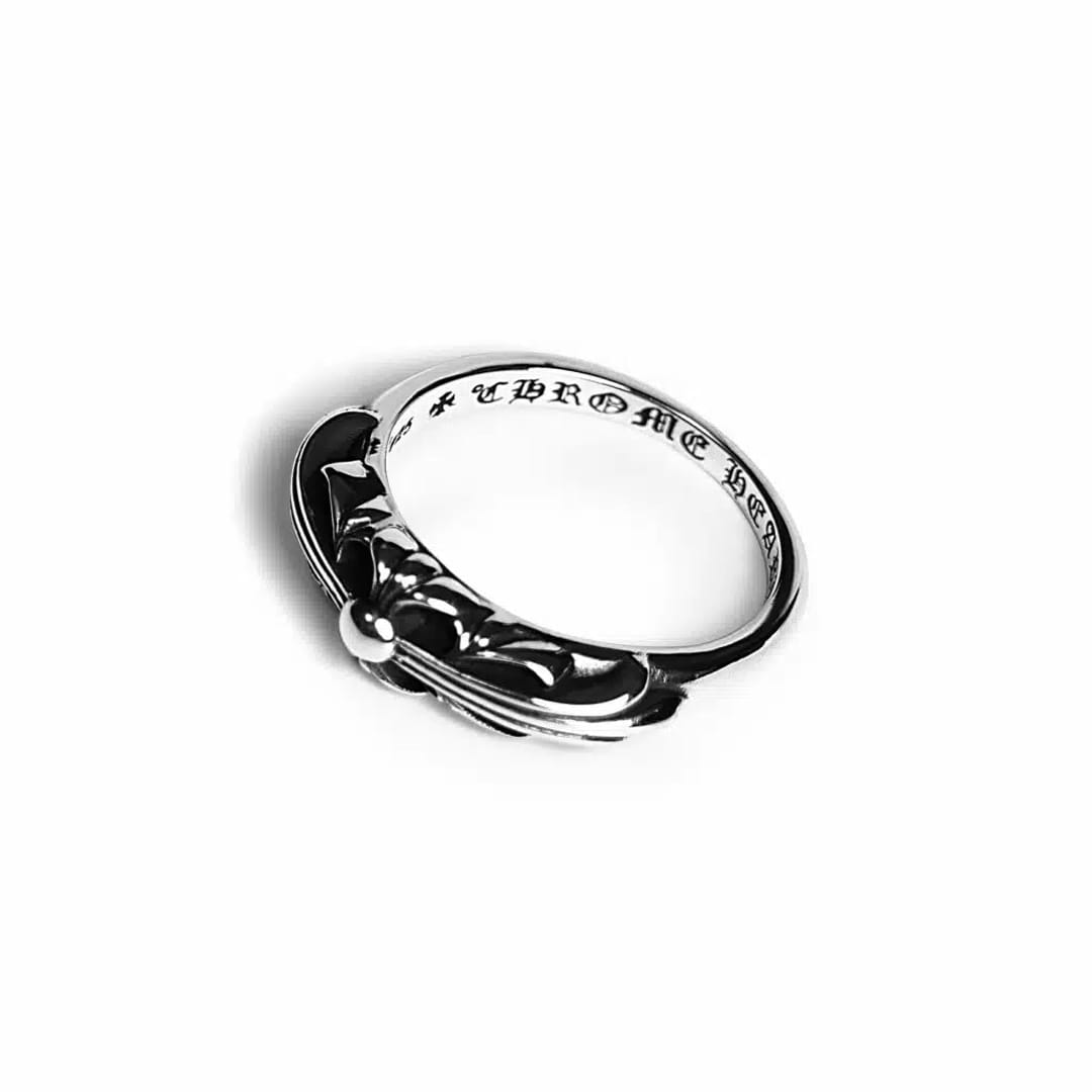 CHROME HEARTS BABY CLASSIC FLORAL CROSS RING (US4)