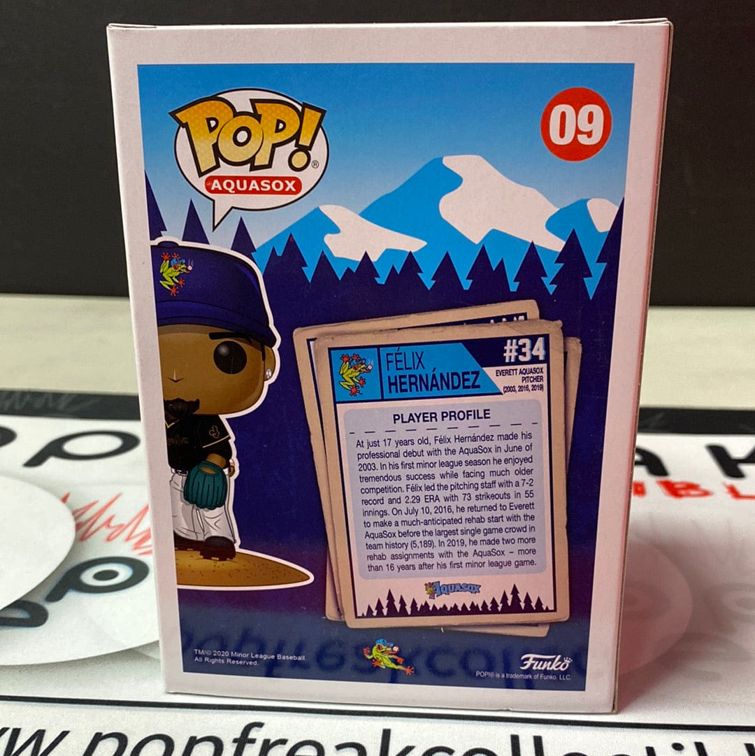 Funko Pop Baseball: Everett Aquasox - Felix Hernandez Specialty Jersey (Funko Field)