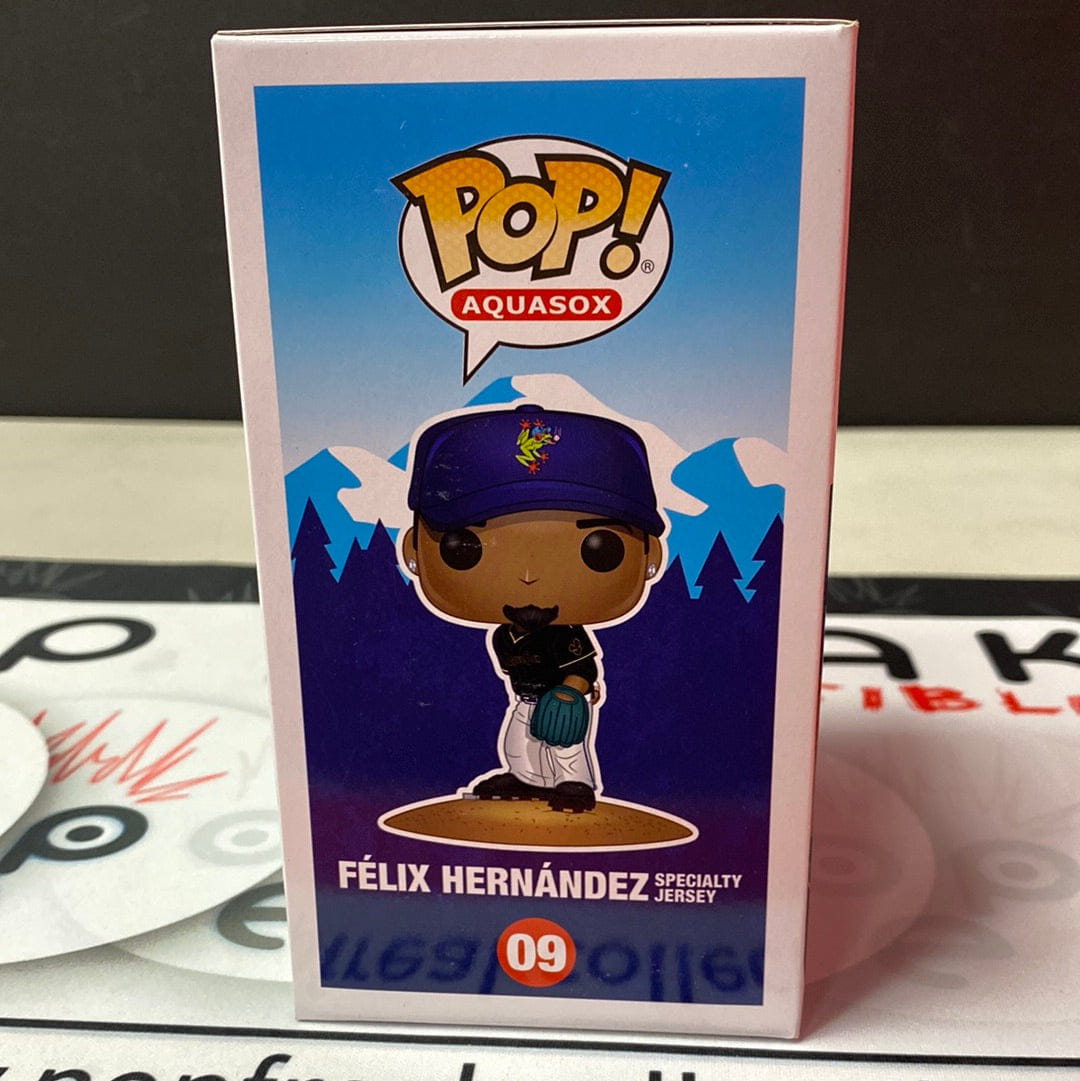 Funko Pop Baseball: Everett Aquasox - Felix Hernandez Specialty Jersey (Funko Field)