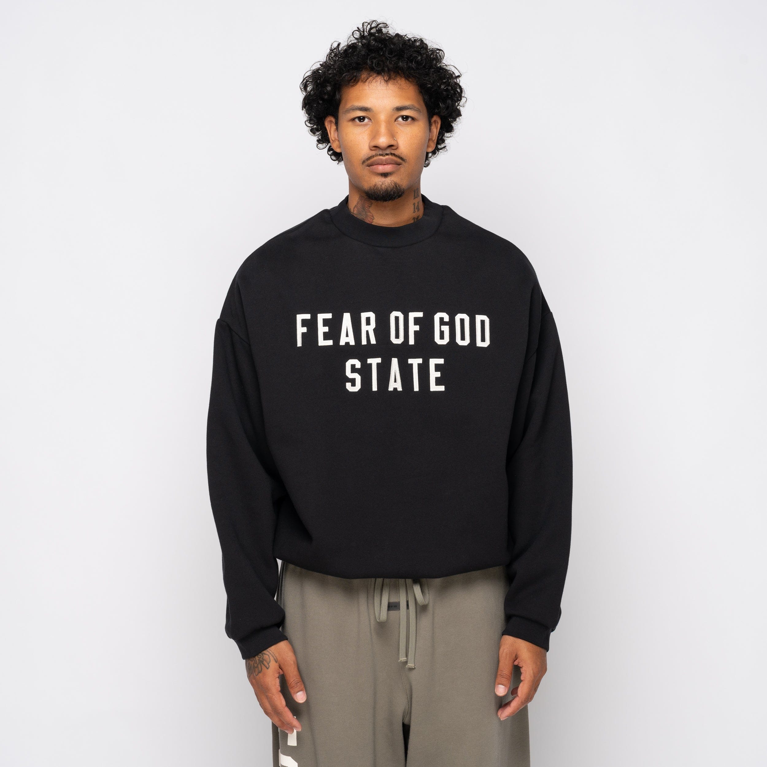 Fear of God Essentials 90's Fit Fleece Crewneck Jet Black 192SP256550F