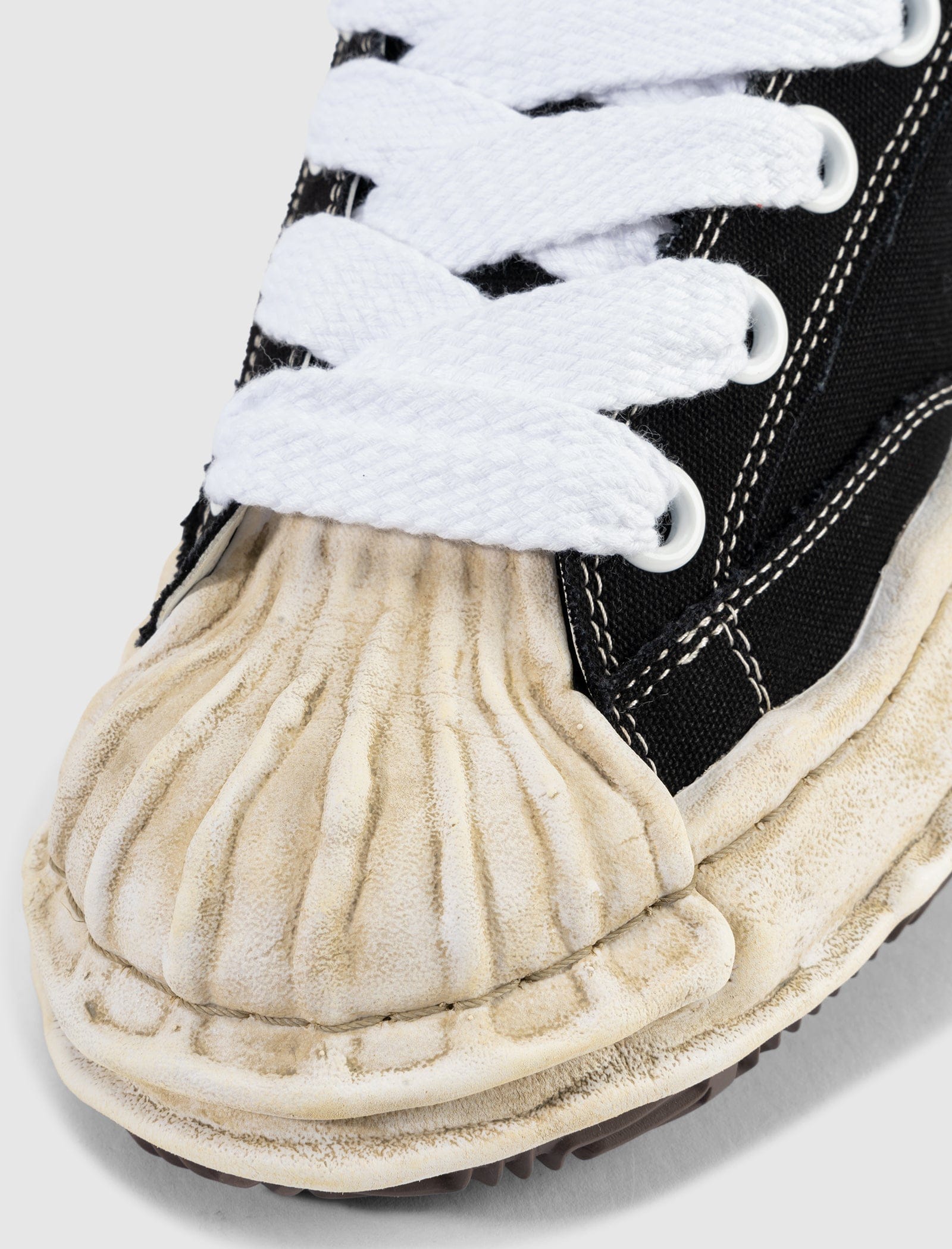 Maison Mihara Yasuhiro BLAKEY LOW SNEAKERS