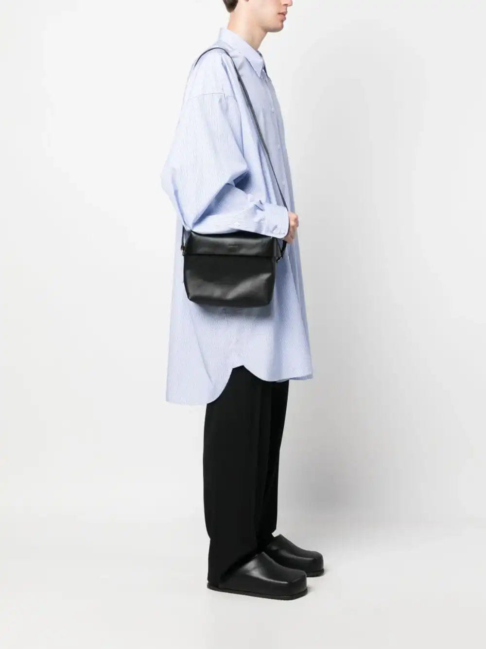 Jil Sander Sac Lid Crossbody en cuir noir