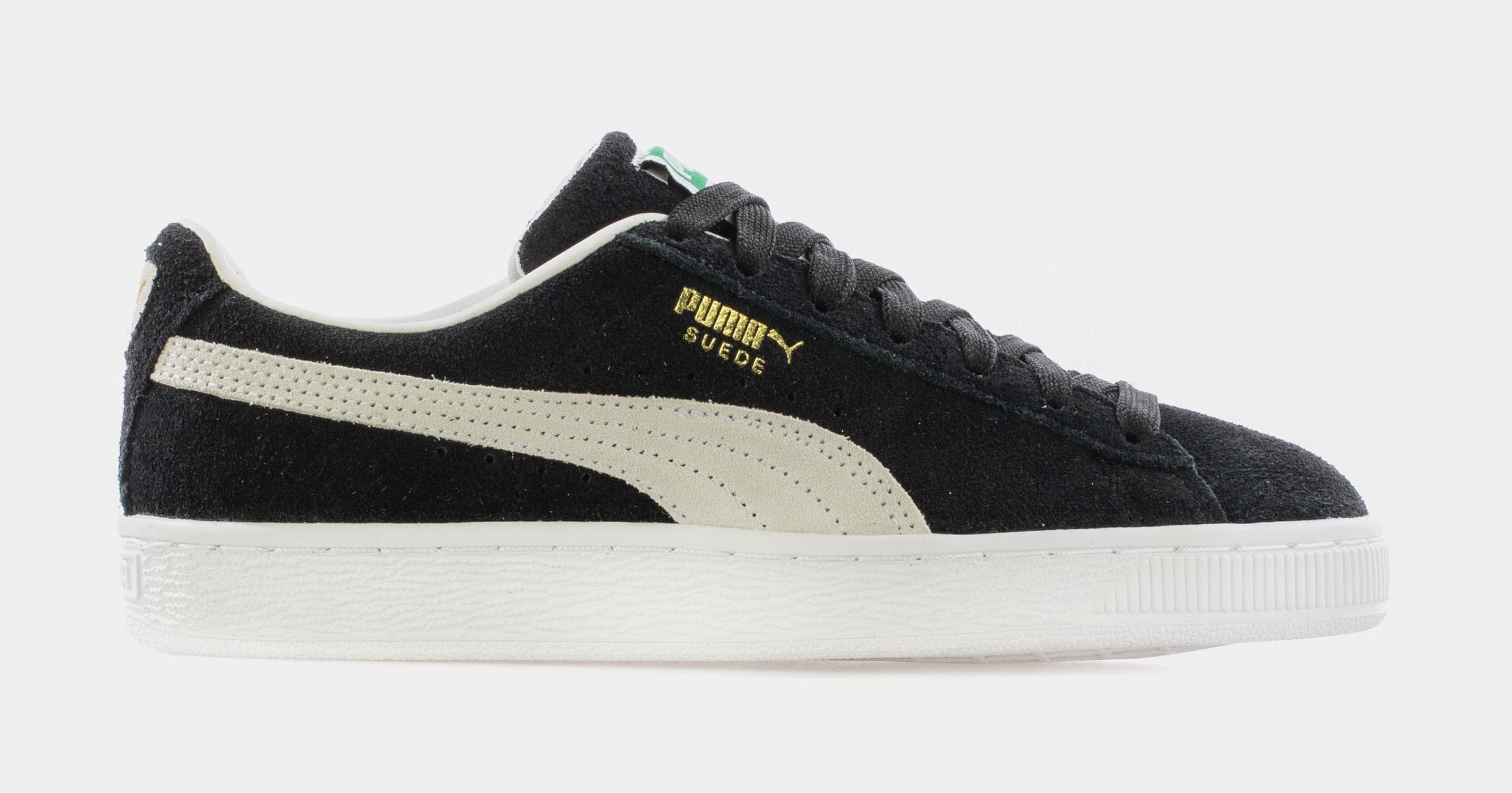 PUMA Suede Classic 21 Womens Lifestyle Shoes (Black)