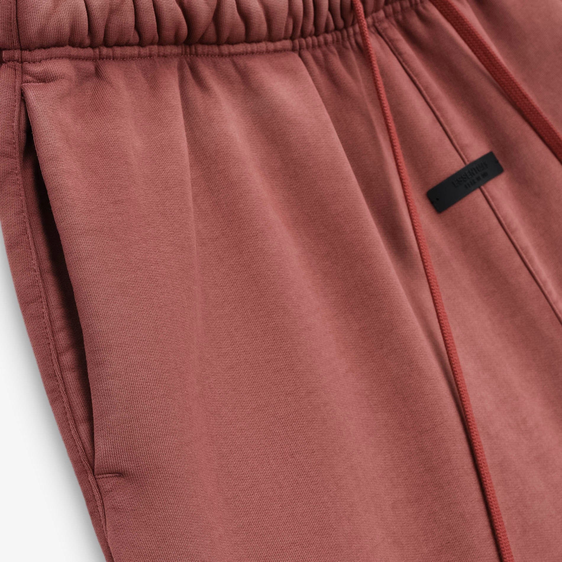 Fear of God Essentials Heavy Fleece Relaxed Sweatpant Crimson 130BT244466F