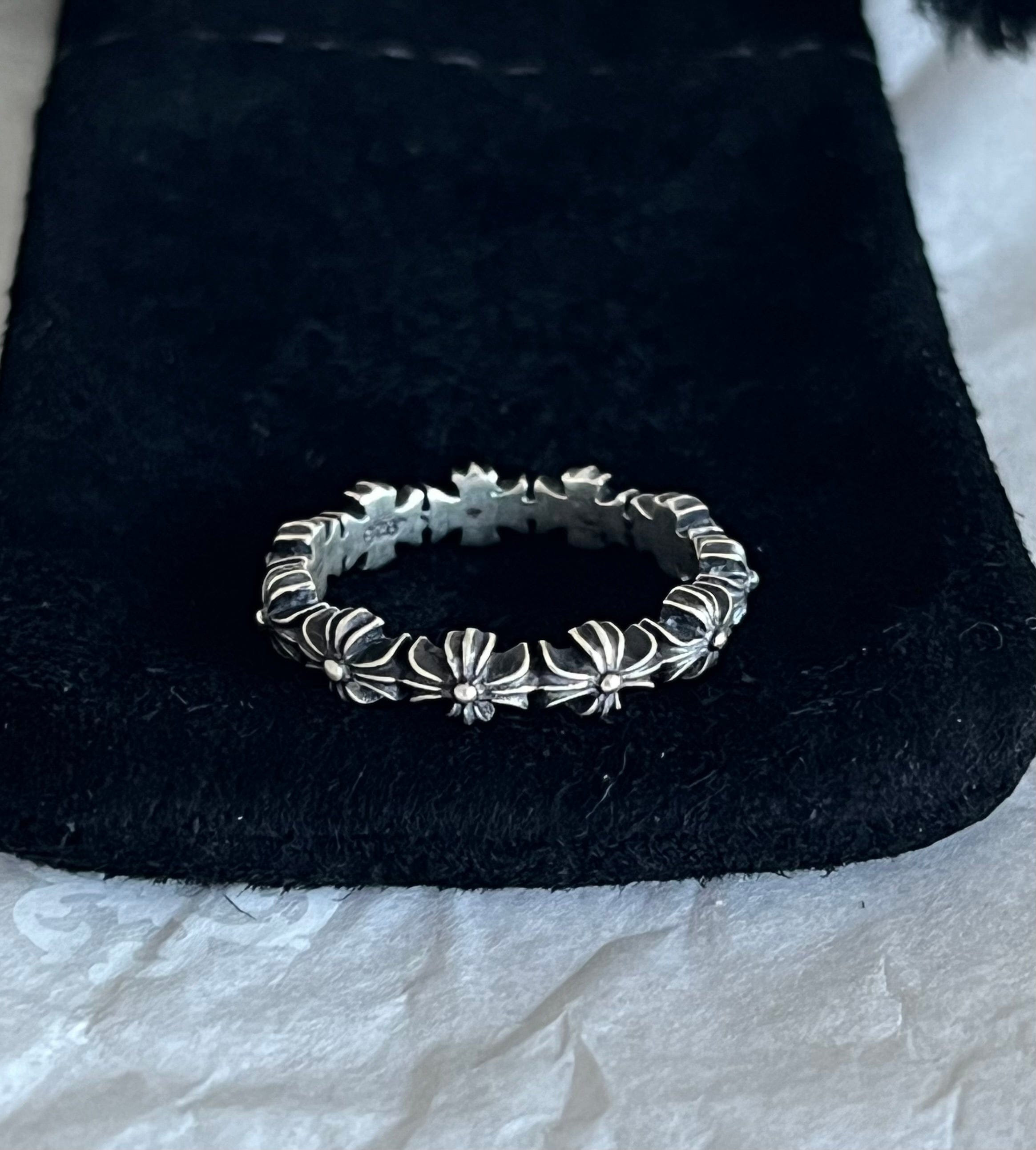 Chrome Hearts Ring Chrome Hearts Tiny Cross