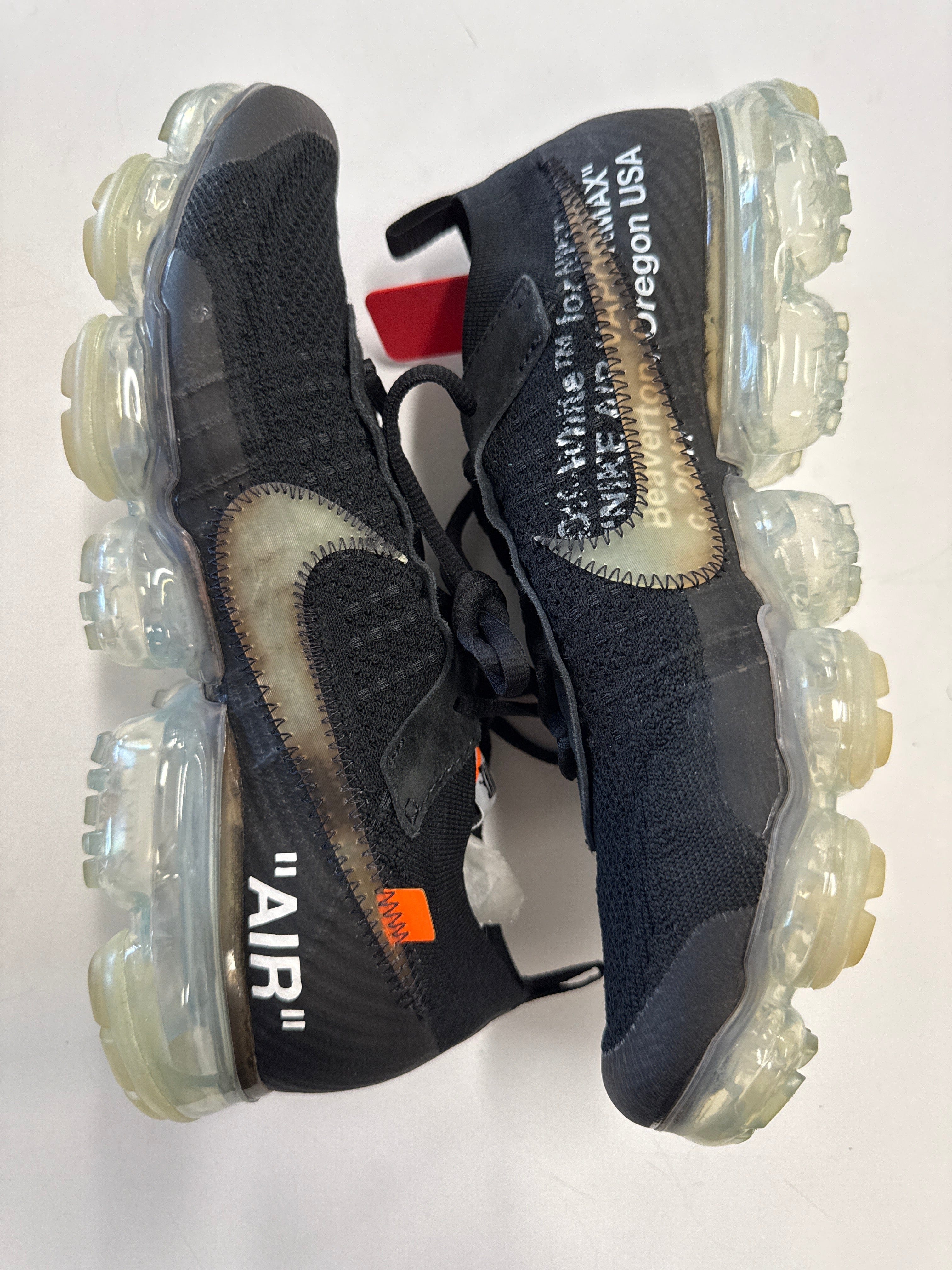 OFF WHITE AIR VAPORMAX BLACK 2018 - SIZE 9.5 (WORN)