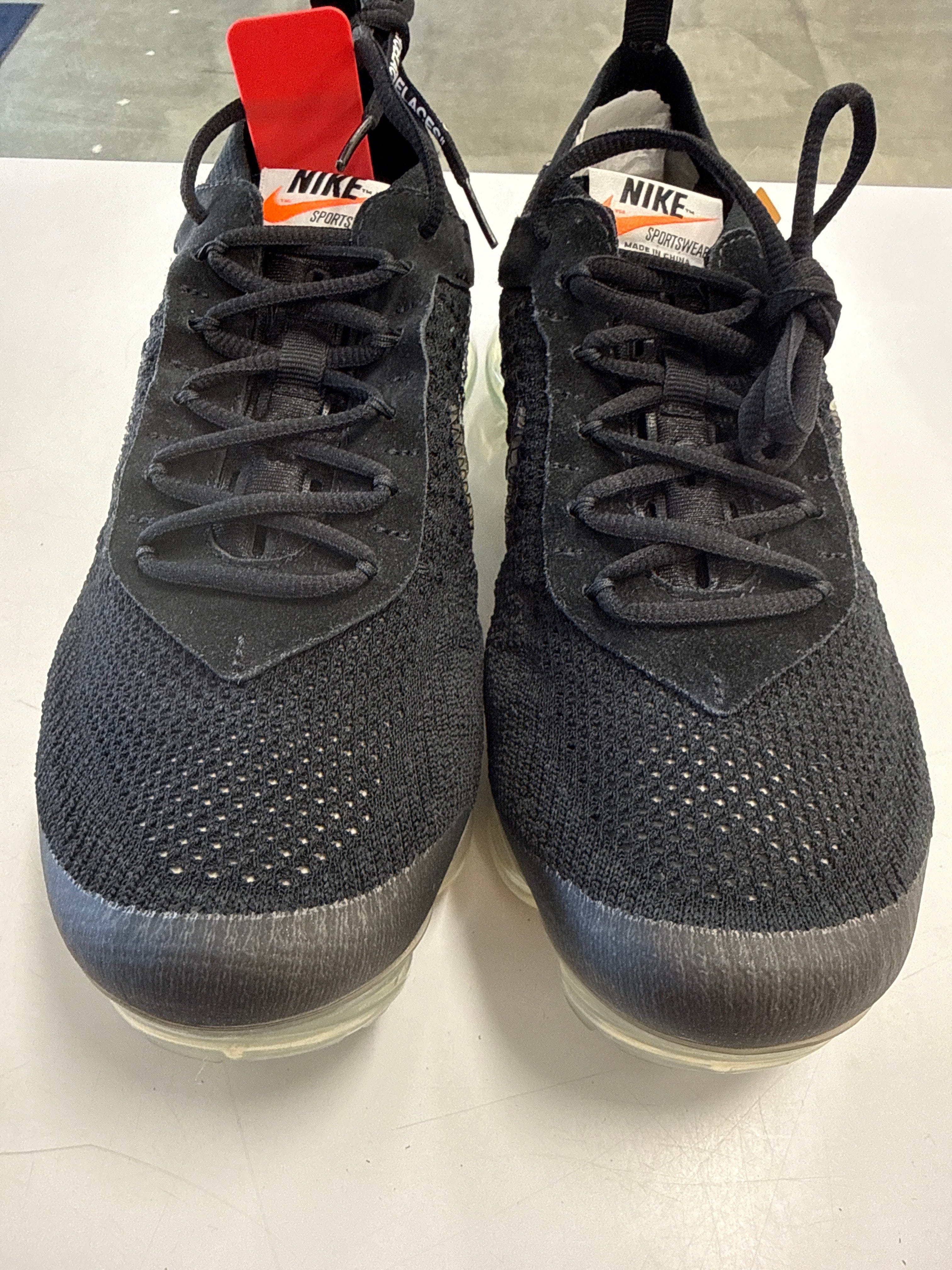 OFF WHITE AIR VAPORMAX BLACK 2018 - SIZE 9.5 (WORN)