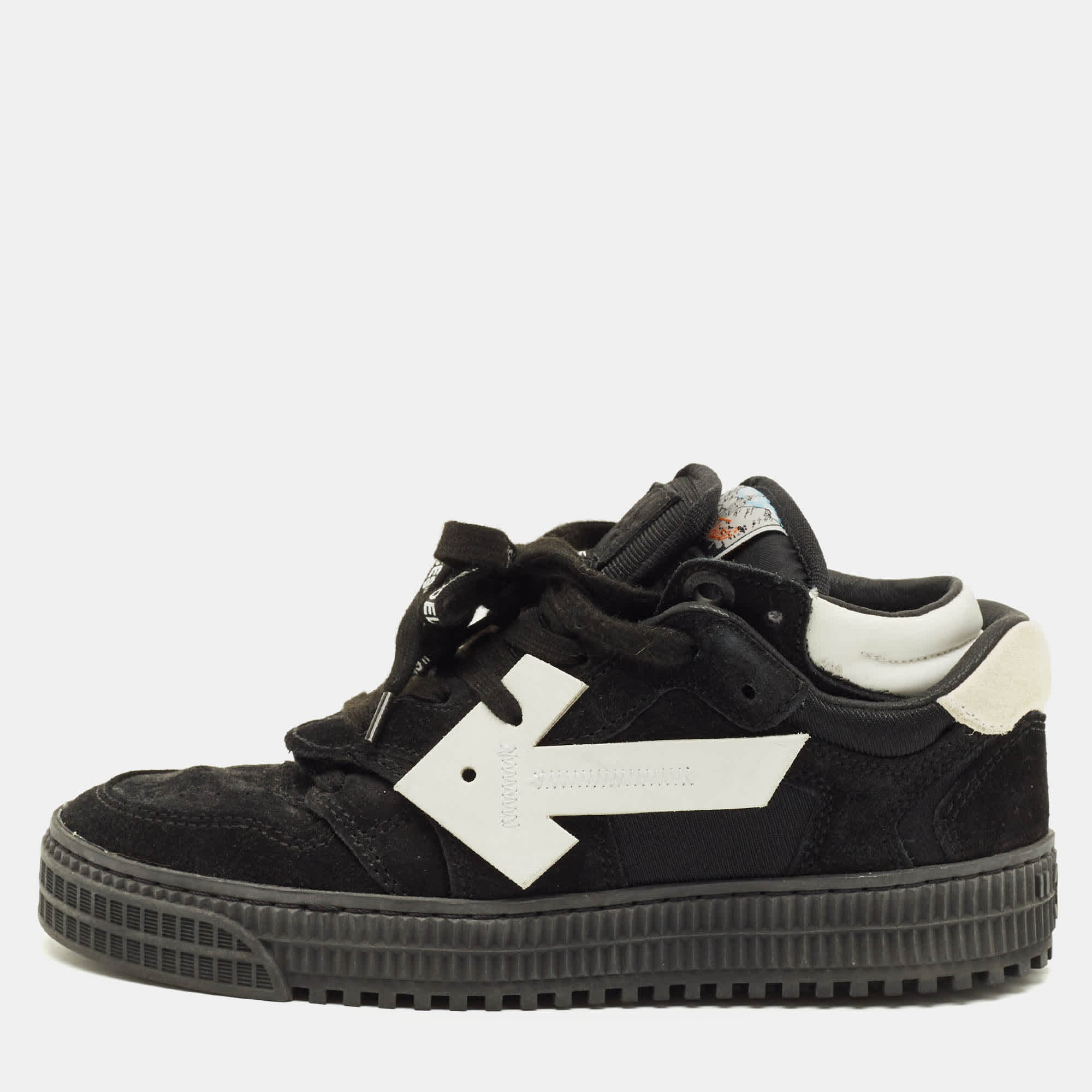 Off - White Floating Arrow