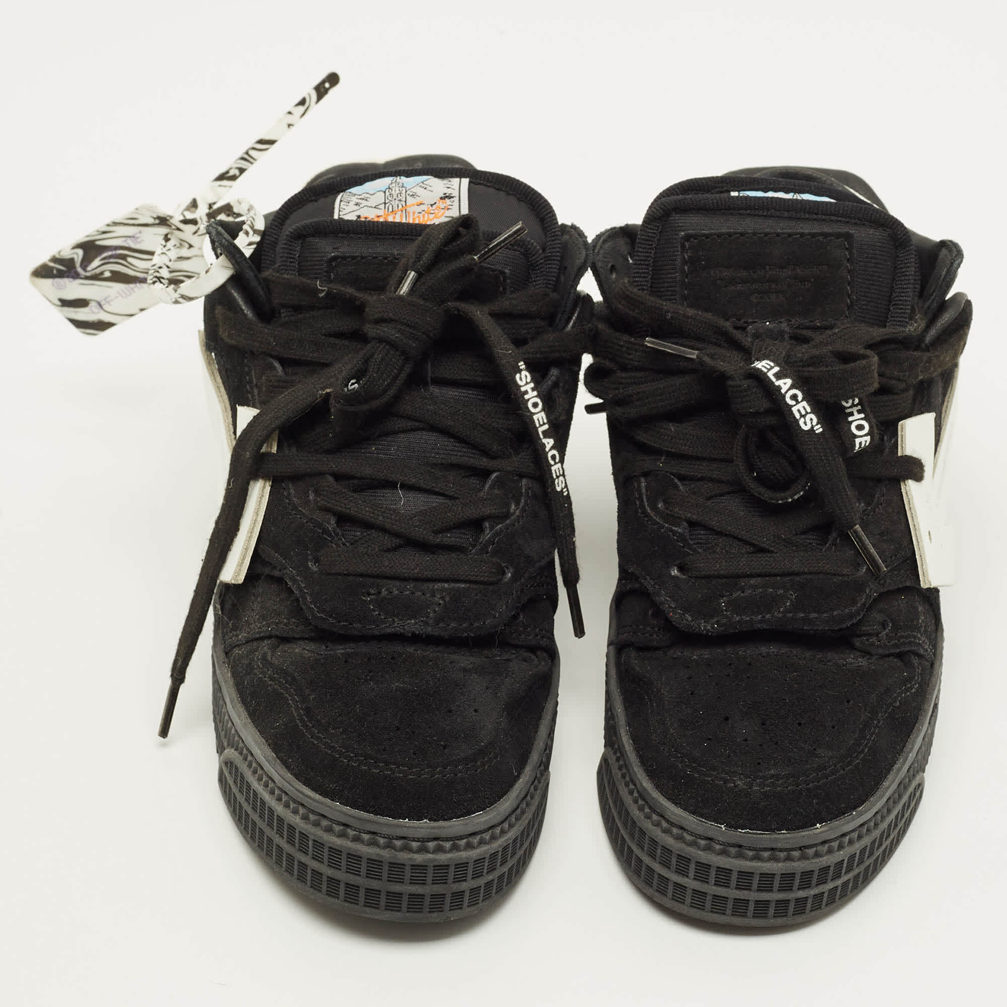 Off - White Floating Arrow
