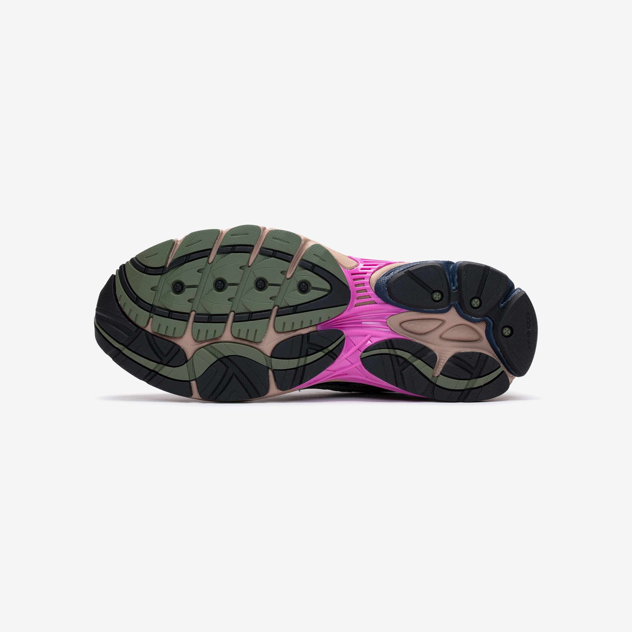 Saucony Progrid Omni 9 Disrupt