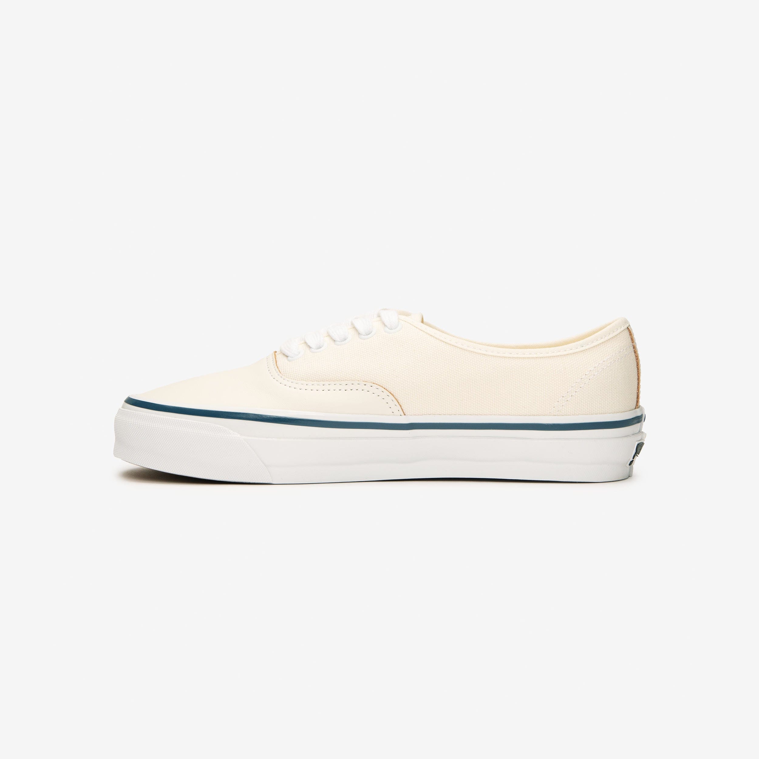 Vans OTW Authentic 44
