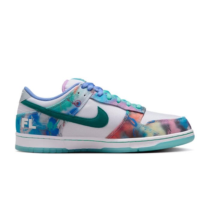 Futura Laboratories x Dunk Low SB Bleached Aqua
