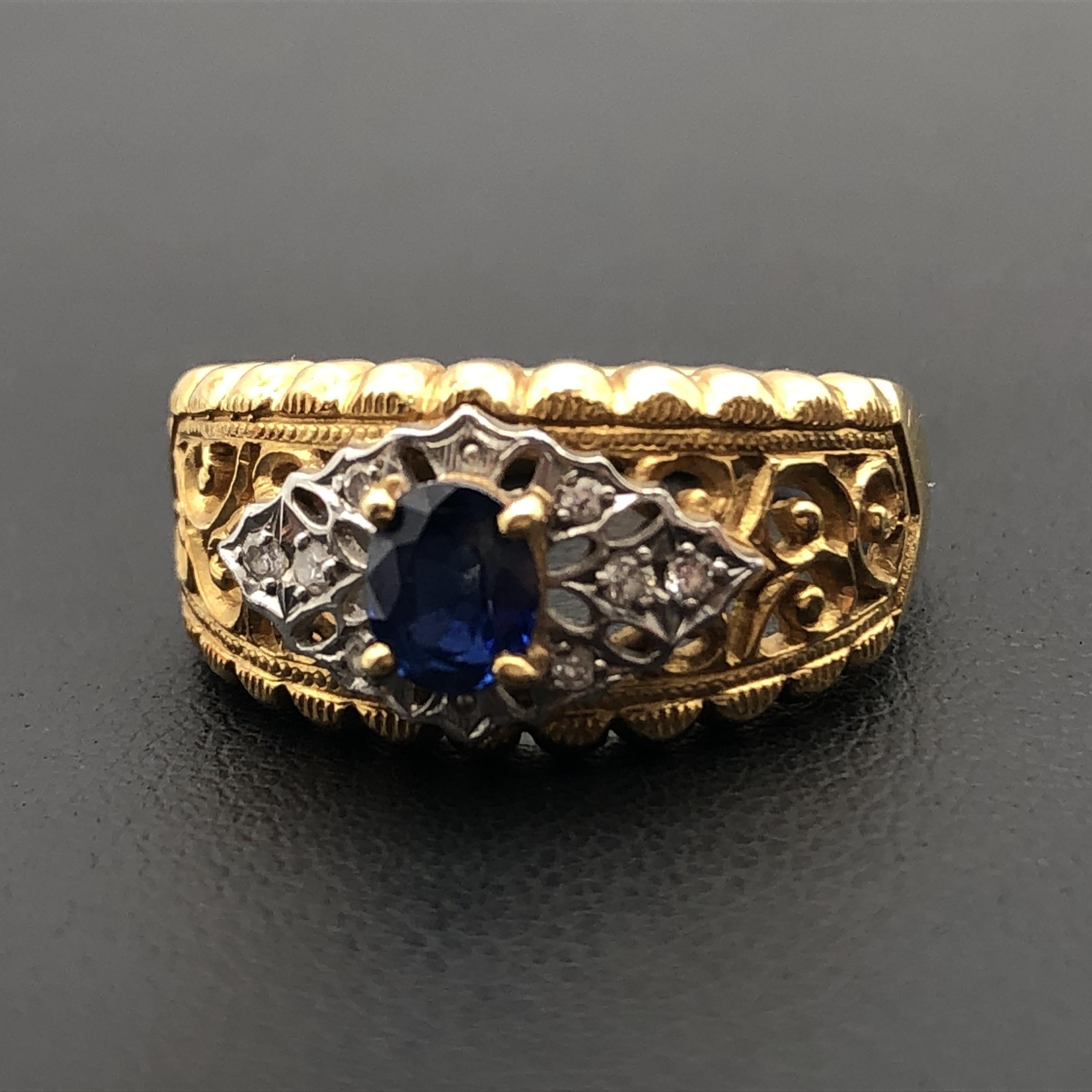 Burberry 1P Sapphire & Diamond Ring, S(0.53ct), D(0.06ct), K18YG/PT900, 5.8 g, US Size 6.5 C297174