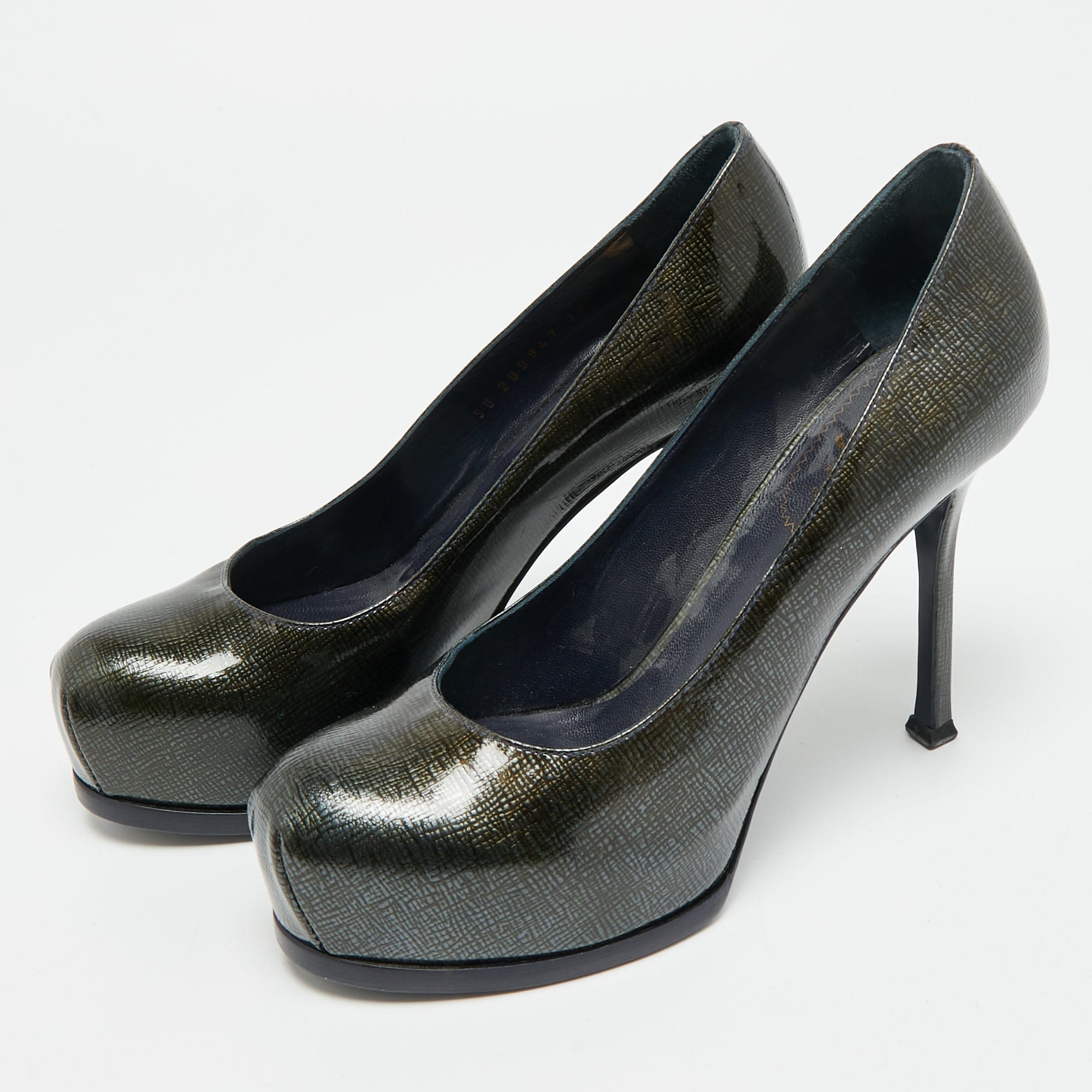 Yves Saint Laurent Tribtoo