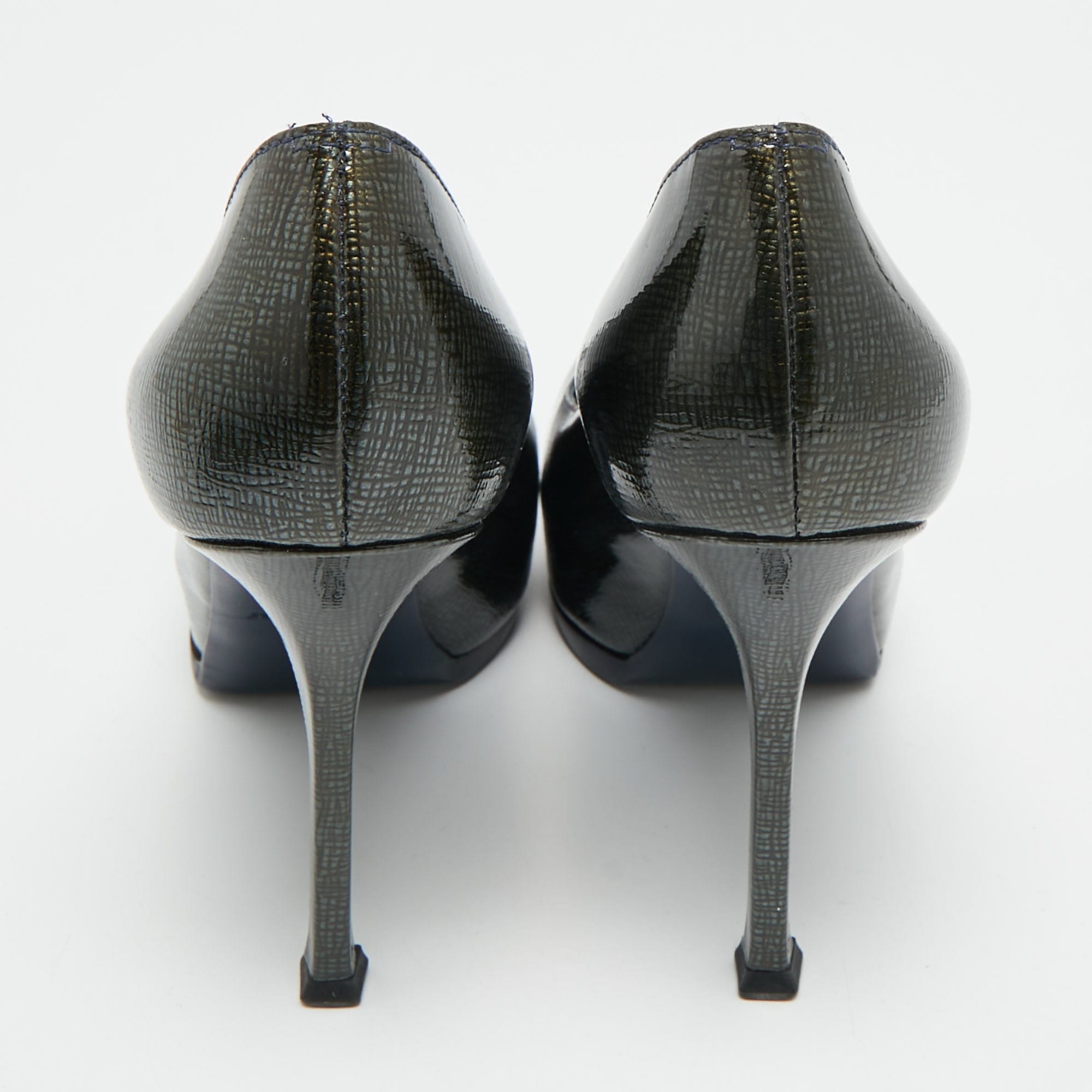 Yves Saint Laurent Tribtoo