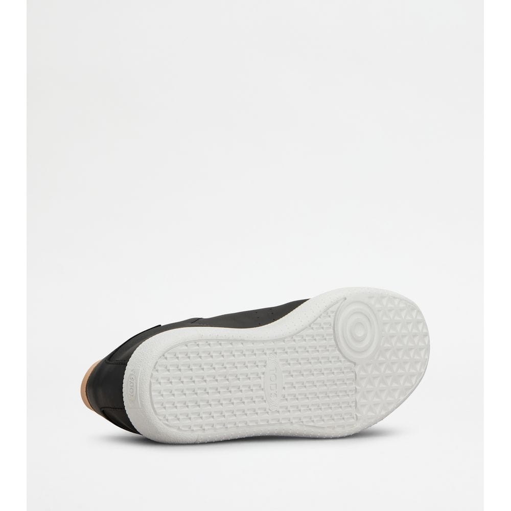 Tod's Tods Tabs Sneakers In Leather Black Natural Womens