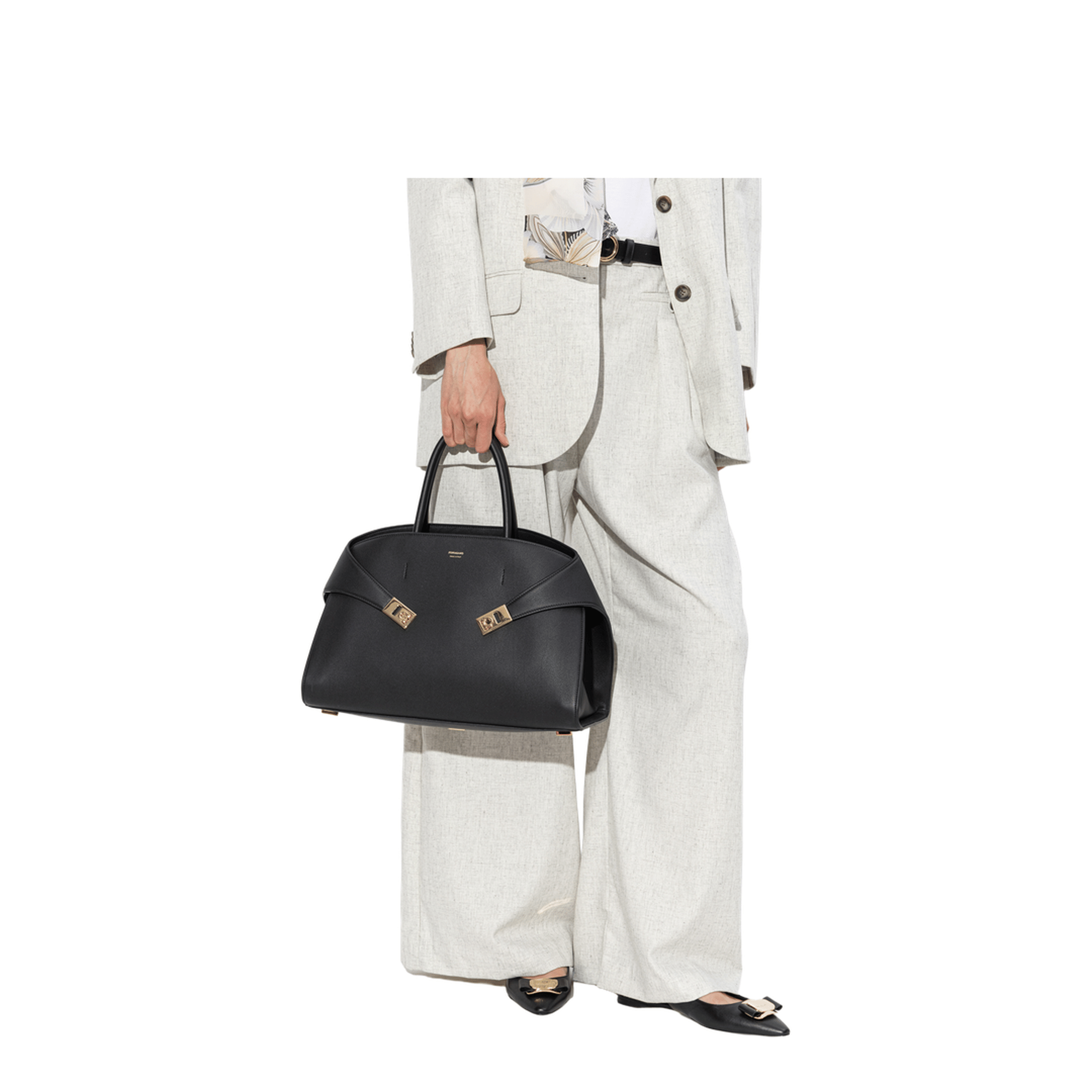 Ferragamo Hug Large Calfskin Handbag - Nero