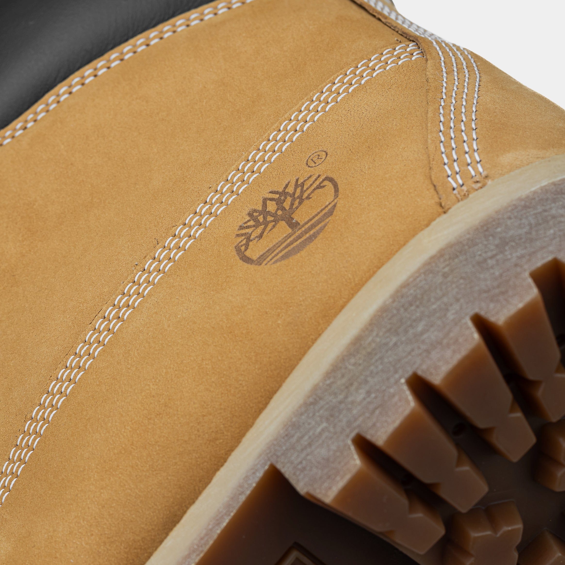 Timberland 6 Inch Wide Premium Mens Boot (Wheat)