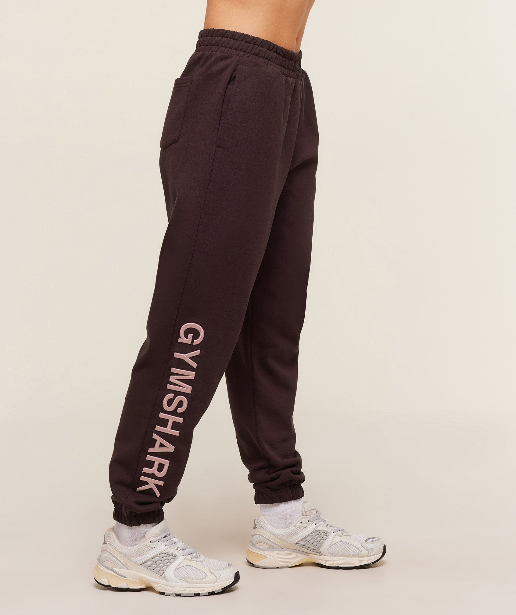 Gymshark Women's Gymshark Embroidered Logo Joggers Cherry Purple