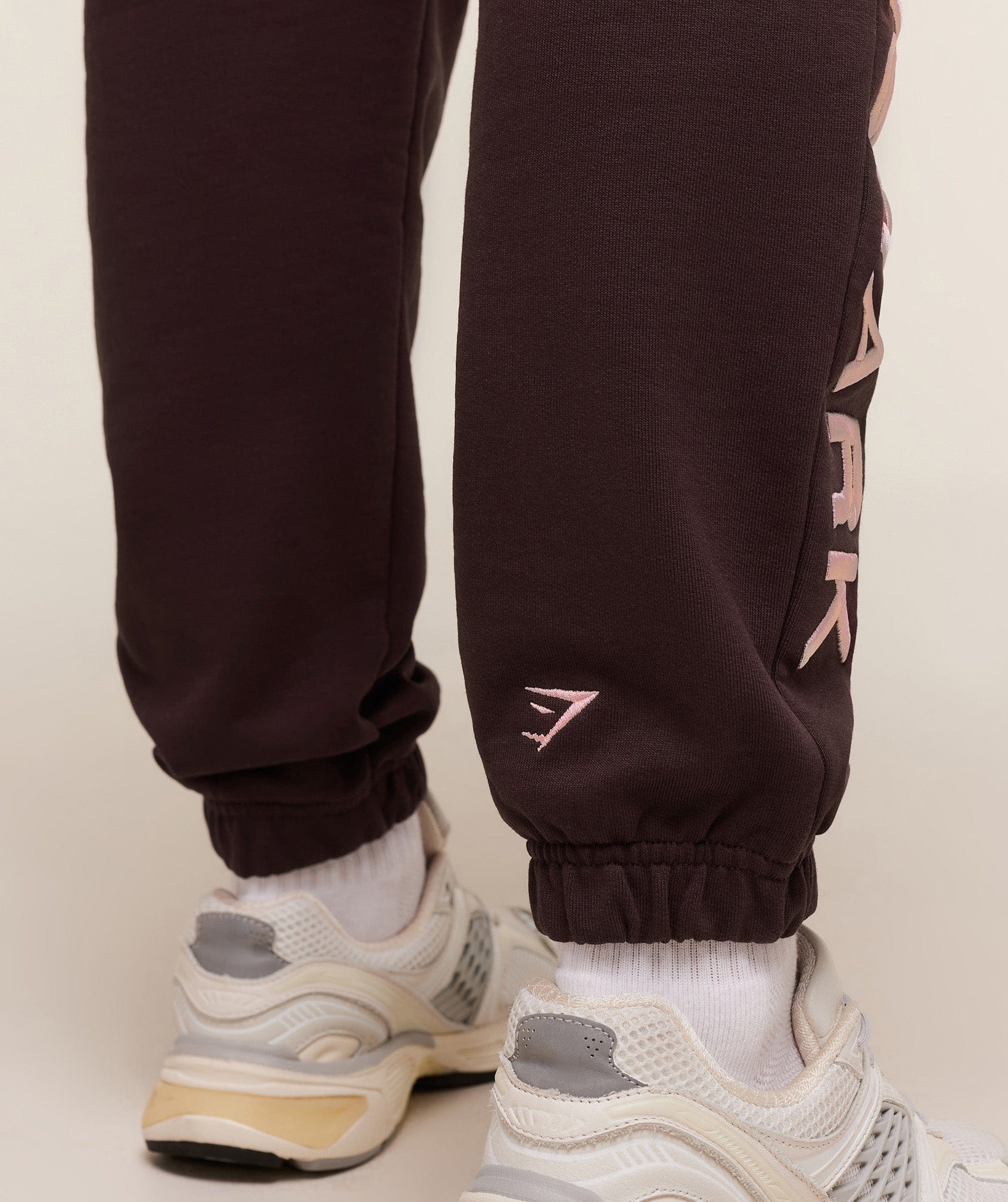 Gymshark Women's Gymshark Embroidered Logo Joggers Cherry Purple